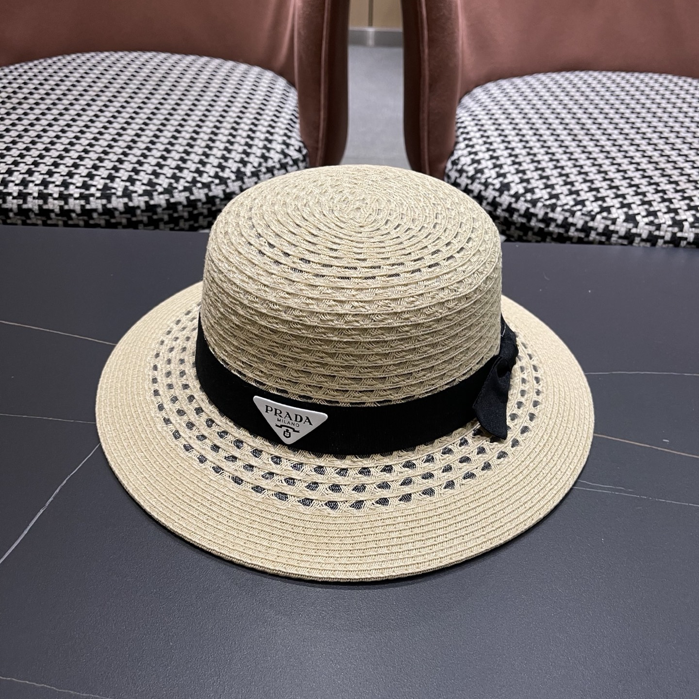 普拉达Prada新款镂空遮阳草帽，头围57cm