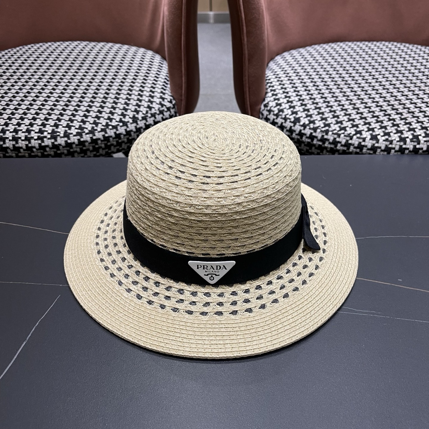 普拉达Prada新款镂空遮阳草帽，头围57cm