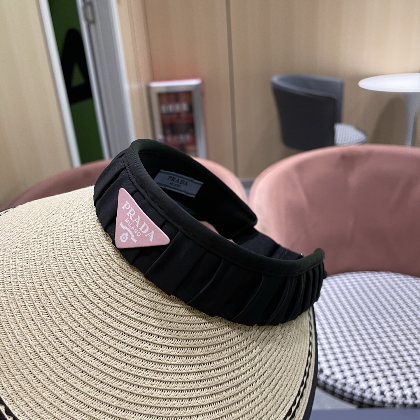 Prada普拉达新春夏遮阳帽子女出游百搭显脸小防晒空顶帽