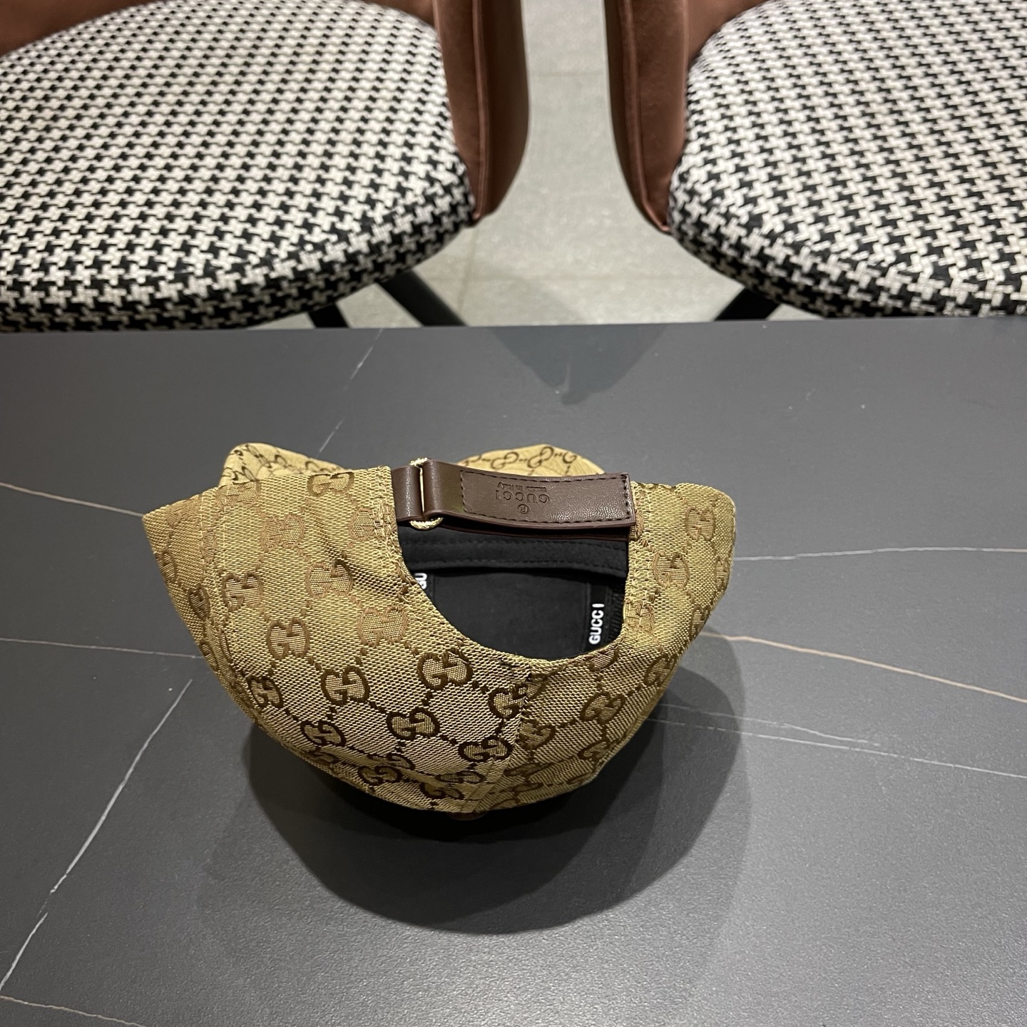 Gucci(古奇)新款原单棒球帽，1细节可媲美专柜，原版帆布料质量超赞！帅男靓女首选，时尚百搭。基础头围