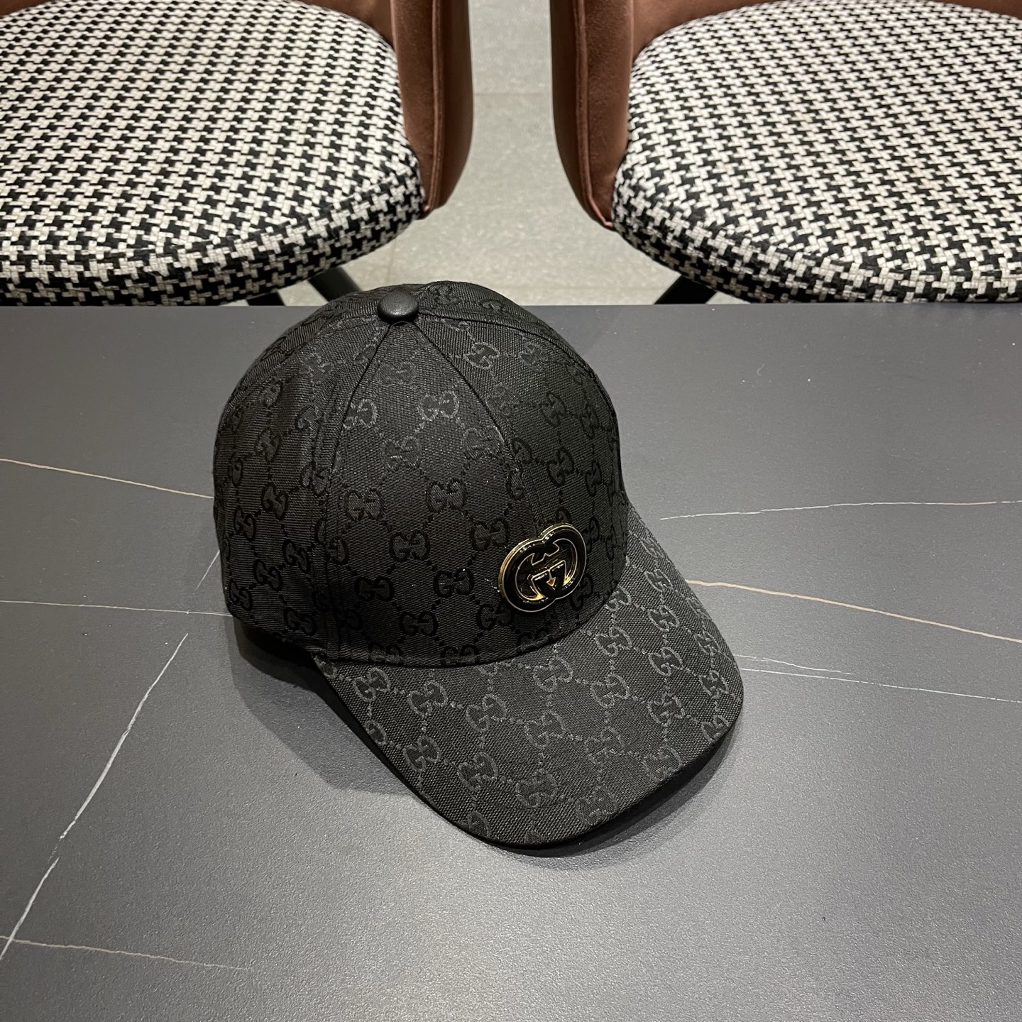 Gucci(古奇)新款原单棒球帽，细节可媲美专柜，原版帆布料质量超赞！帅男靓女首选，时尚百搭。基础头围5