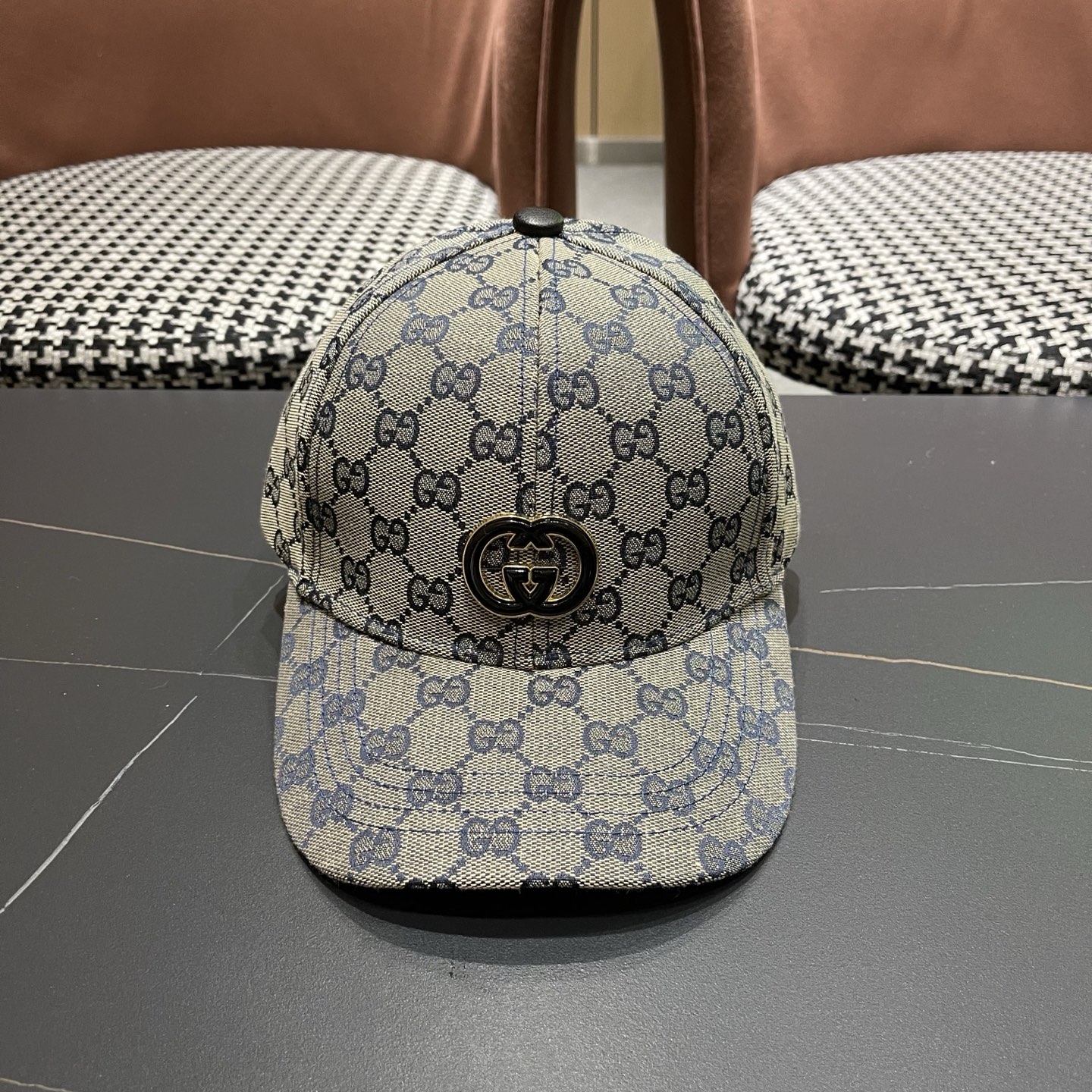 Gucci(古奇)新款原单棒球帽，细节可媲美专柜，原版帆布料质量超赞！帅男靓女首选，时尚百搭。基础头围5