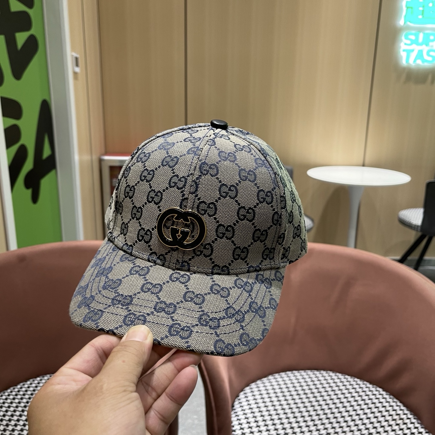 Gucci(古奇)新款原单棒球帽，细节可媲美专柜，原版帆布料质量超赞！帅男靓女首选，时尚百搭。基础头围5