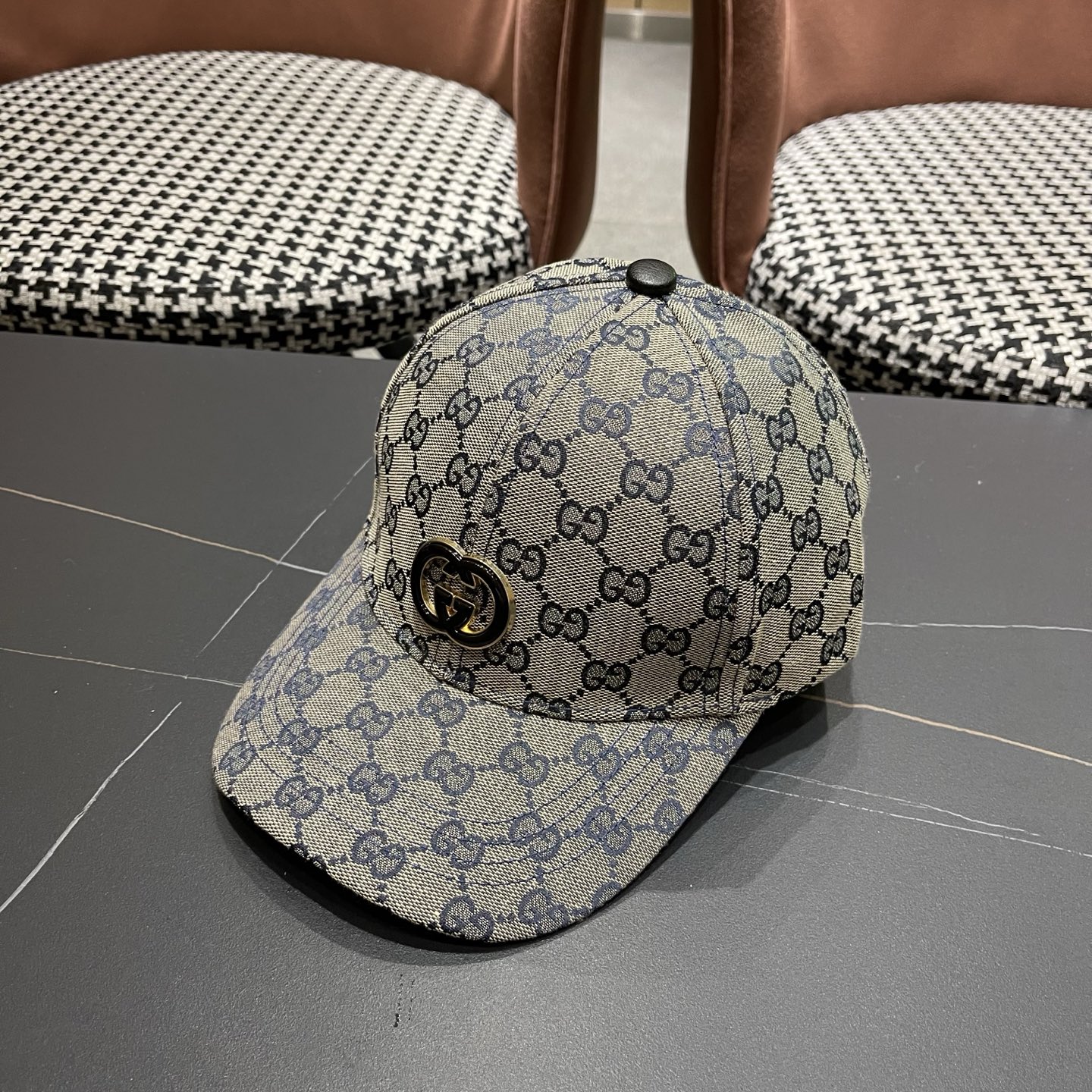 Gucci(古奇)新款原单棒球帽，细节可媲美专柜，原版帆布料质量超赞！帅男靓女首选，时尚百搭。基础头围5