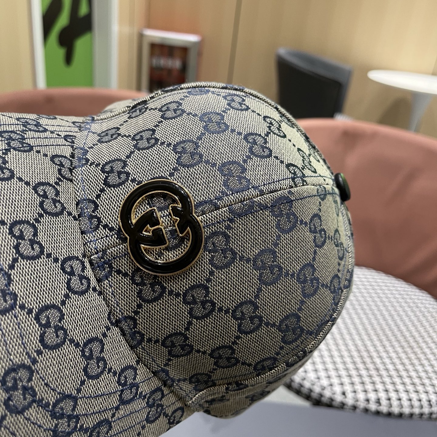 Gucci(古奇)新款原单棒球帽，细节可媲美专柜，原版帆布料质量超赞！帅男靓女首选，时尚百搭。基础头围5