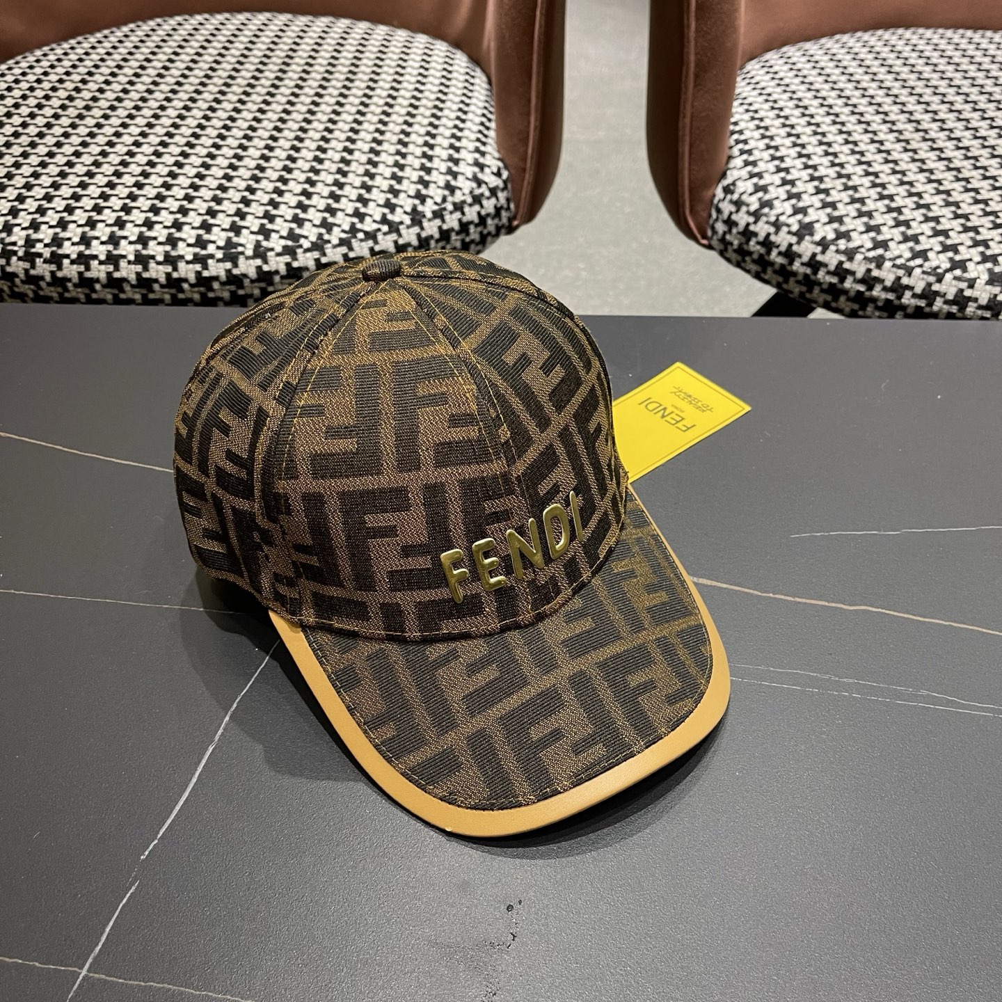 Fendi（芬迪）新款原单棒球帽， 双F提花，专柜常年热卖1:1开模订制轻盈透气！质量超赞，基础头围56