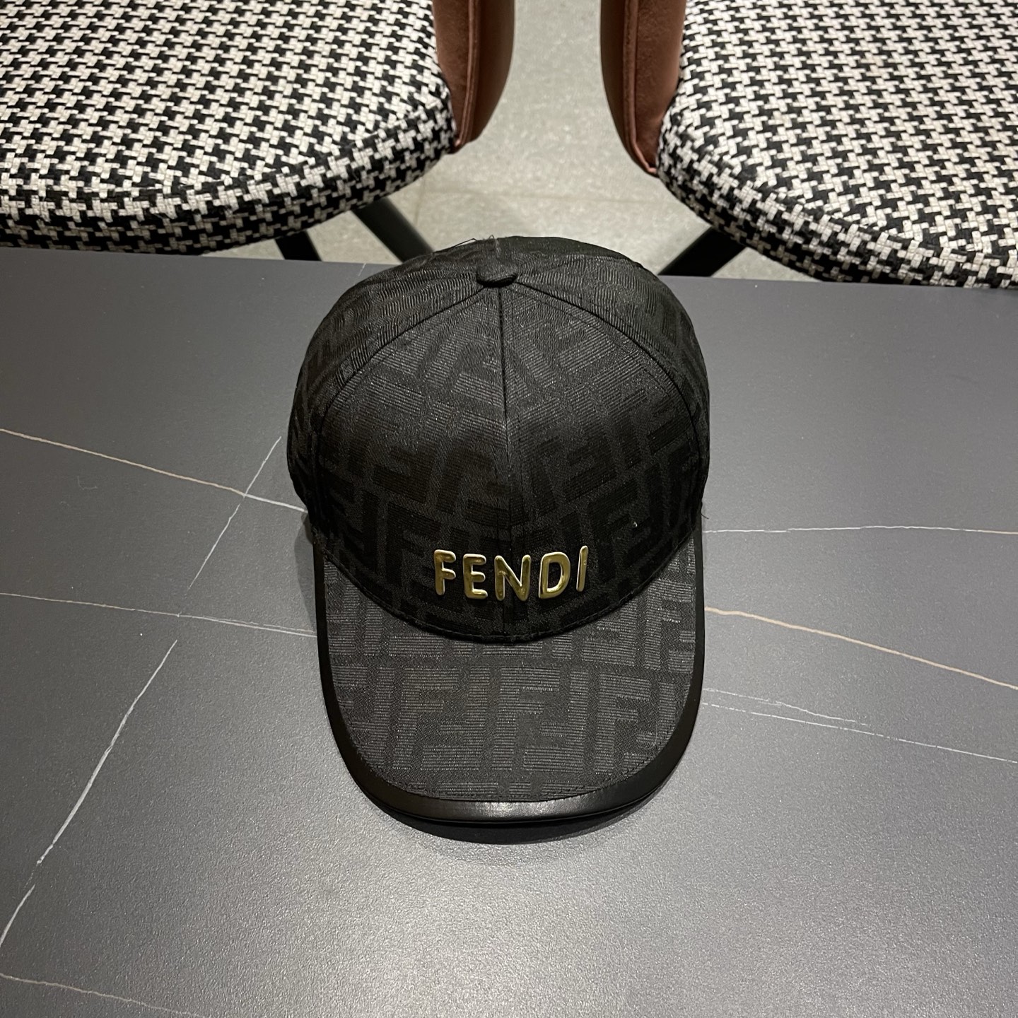 Fendi（芬迪）新款原单棒球帽， 双F提花，专柜常年热卖1:1开模订制轻盈透气！质量超赞，基础头围56