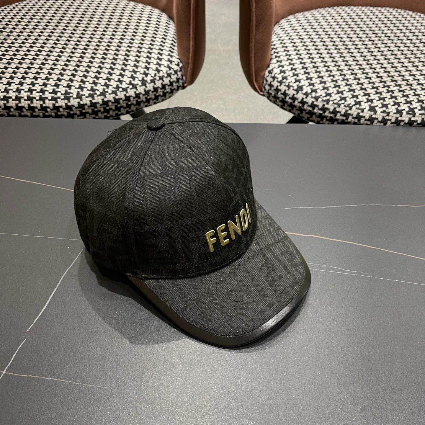 Fendi（芬迪）新款原单棒球帽， 双F提花，专柜常年热卖1:1开模订制轻盈透气！质量超赞，基础头围56