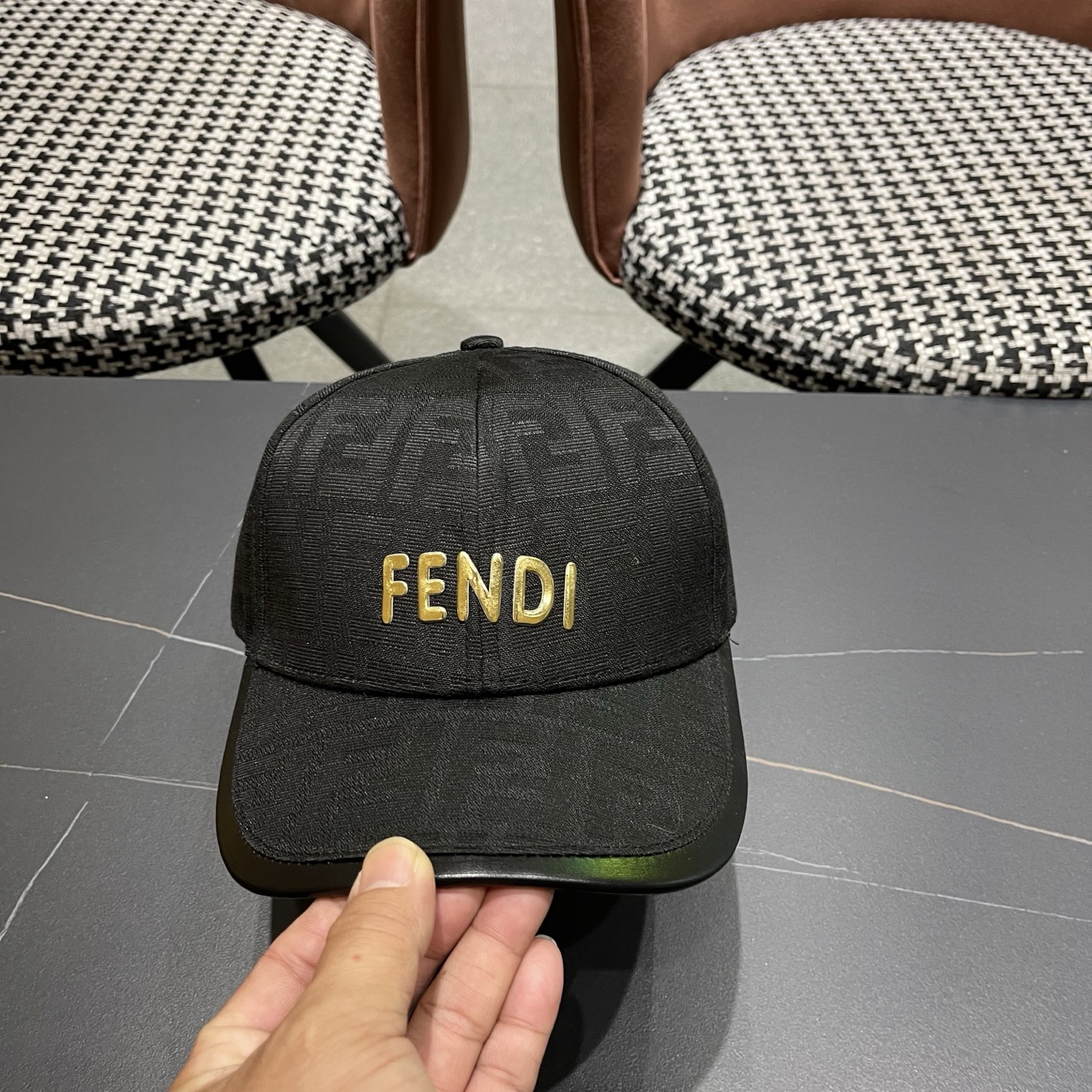 Fendi（芬迪）新款原单棒球帽， 双F提花，专柜常年热卖1:1开模订制轻盈透气！质量超赞，基础头围56