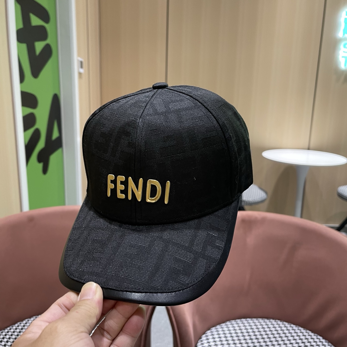 Fendi（芬迪）新款原单棒球帽， 双F提花，专柜常年热卖1:1开模订制轻盈透气！质量超赞，基础头围56
