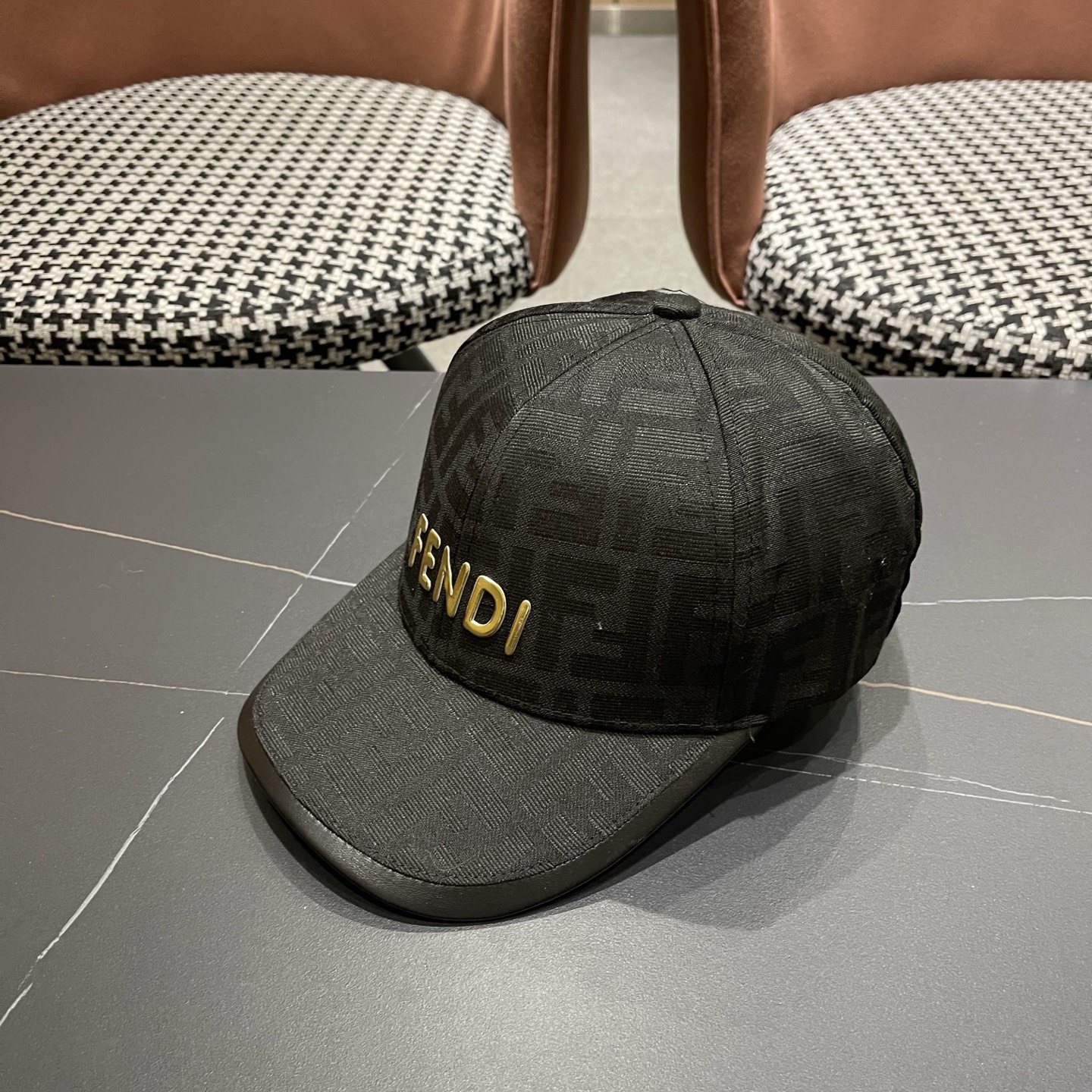 Fendi（芬迪）新款原单棒球帽， 双F提花，专柜常年热卖1:1开模订制轻盈透气！质量超赞，基础头围56