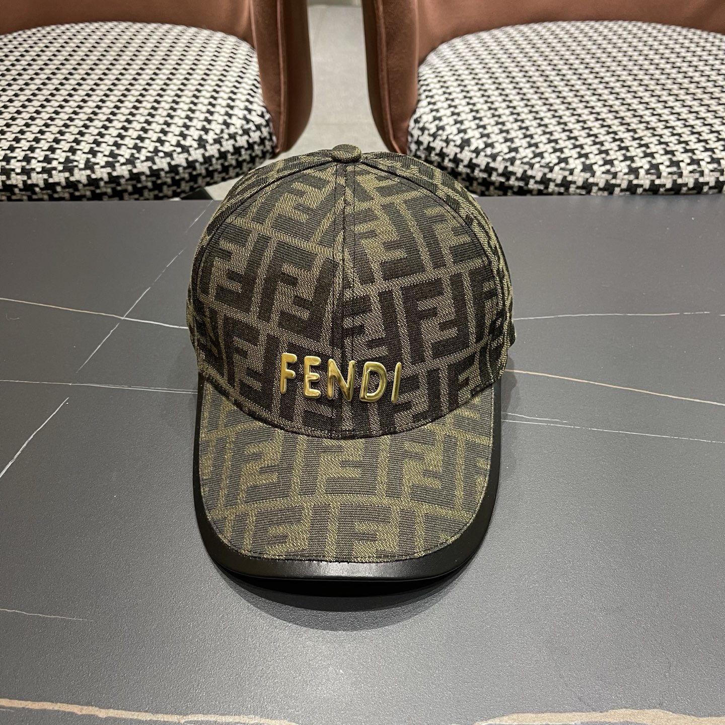 Fendi（芬迪）新款原单棒球帽， 双F提花，专柜常年热卖1:1开模订制轻盈透气！质量超赞，基础头围56