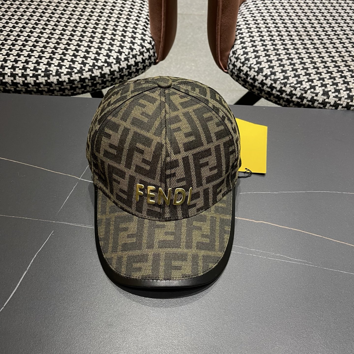 Fendi（芬迪）新款原单棒球帽， 双F提花，专柜常年热卖1:1开模订制轻盈透气！质量超赞，基础头围56