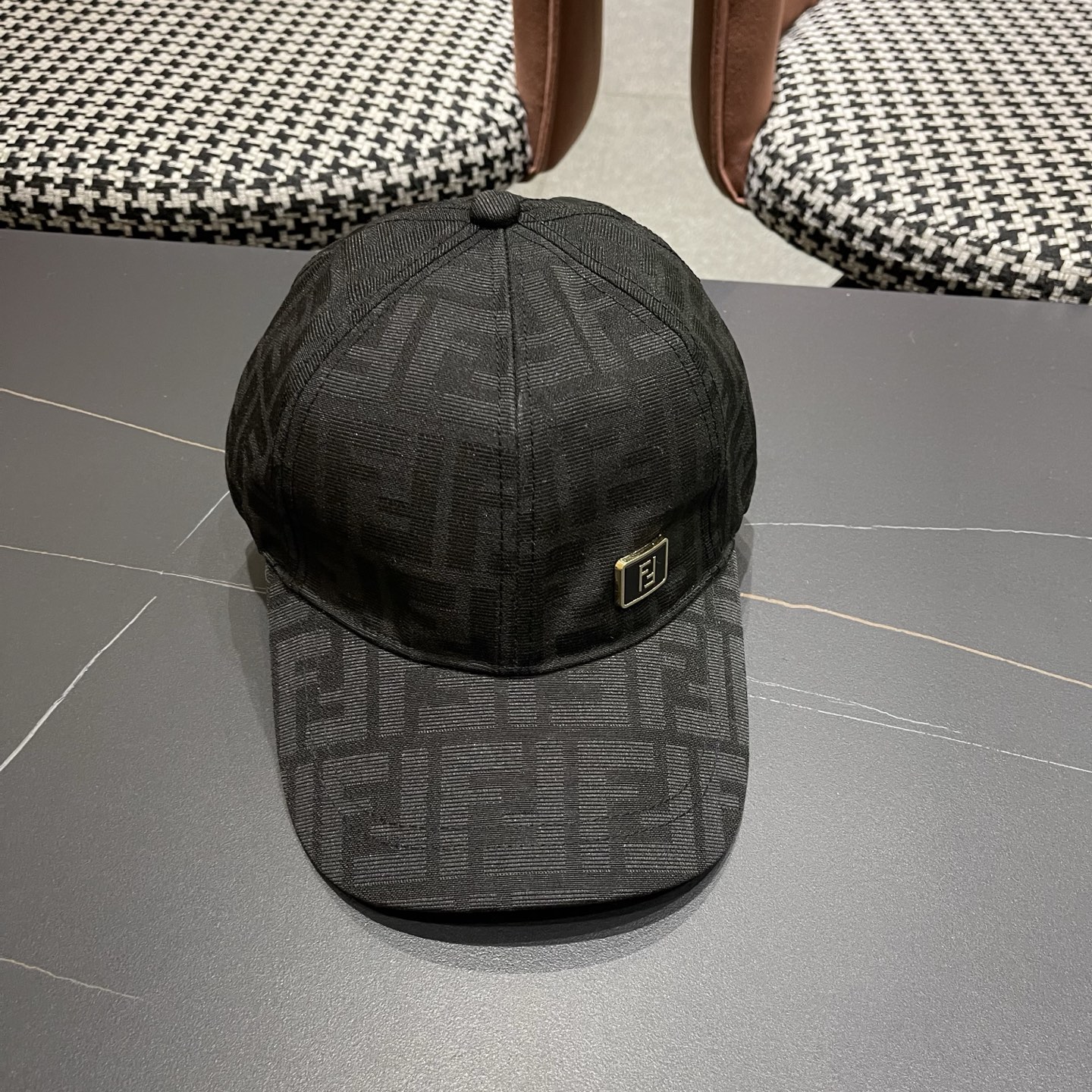 FENDI芬迪 2026老花系列棒球帽🧢 经典FF中古单品，气质穿搭单品，质量杠杠👍