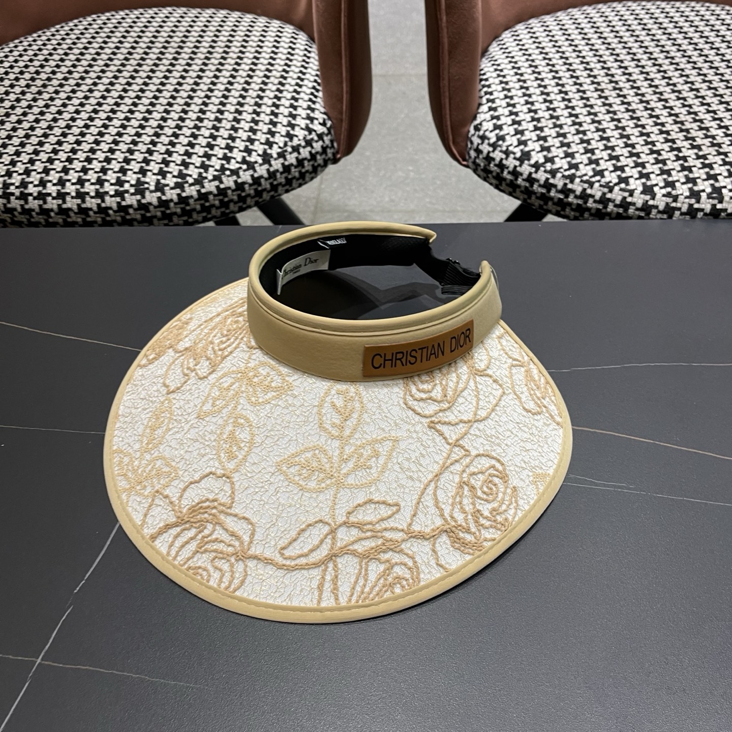 Dior迪奥 时尚蕾丝空顶帽女夏季海边度假大帽檐防晒遮阳帽加宽发箍帽骑车帽