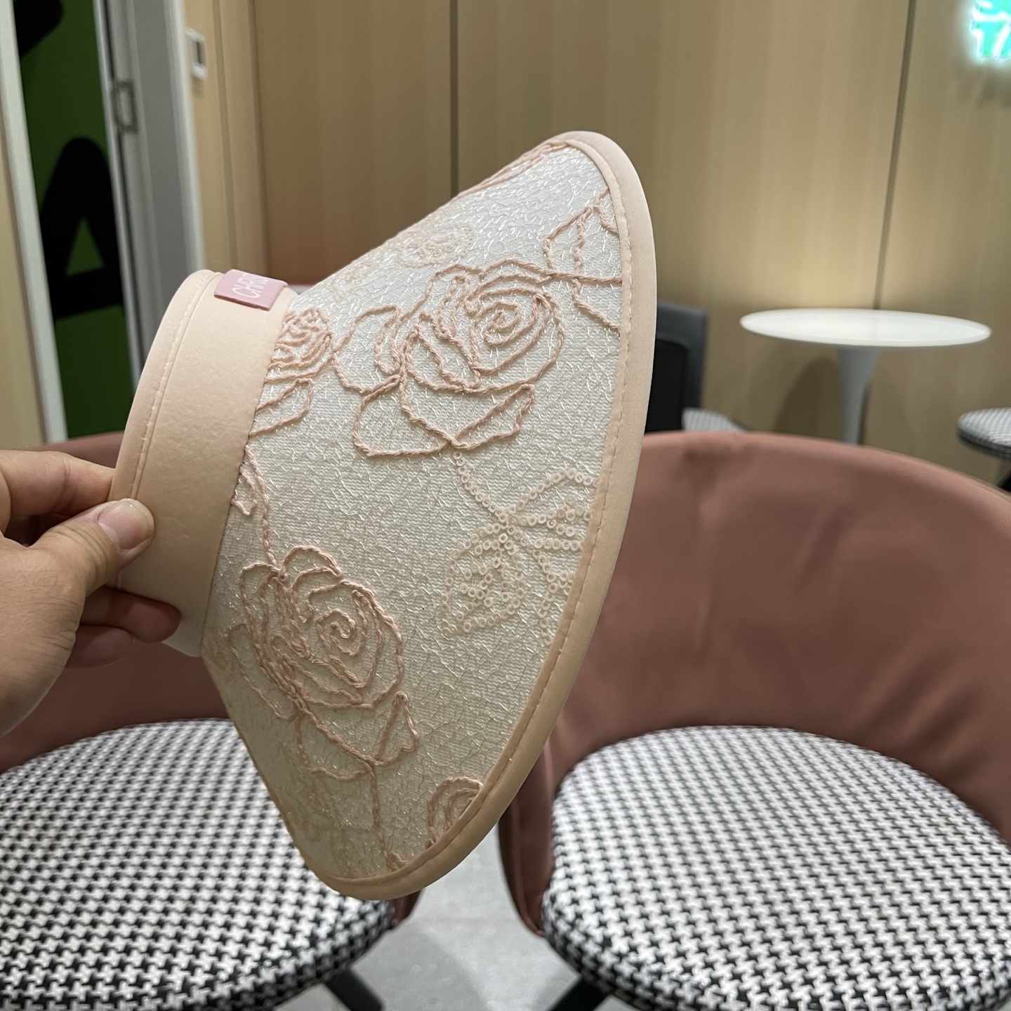 Dior迪奥 时尚蕾丝空顶帽女夏季海边度假大帽檐防晒遮阳帽加宽发箍帽骑车帽