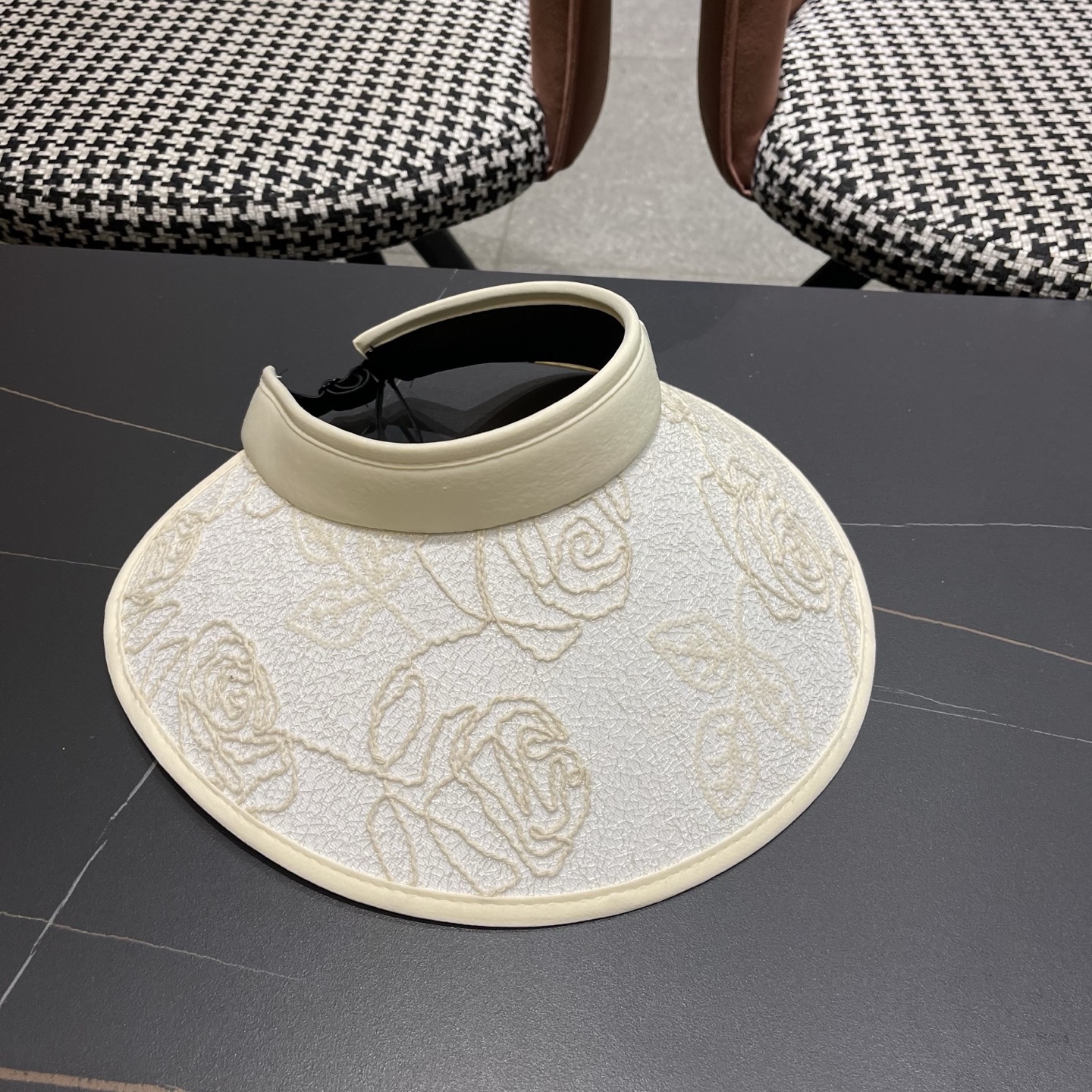 Dior迪奥 时尚蕾丝空顶帽女夏季海边度假大帽檐防晒遮阳帽加宽发箍帽骑车帽
