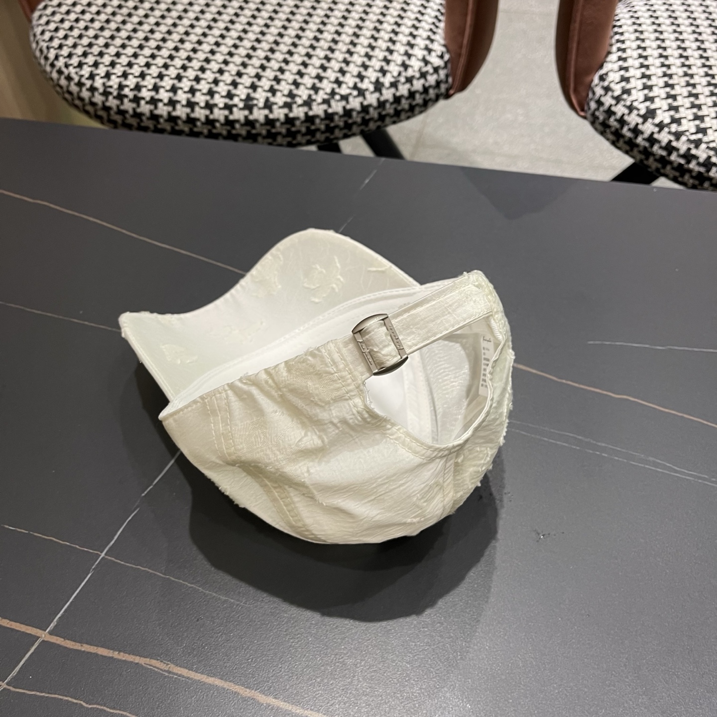 Prada普拉达 防晒遮阳帽国风新潮棒球帽显脸小气质缎面鸭舌帽