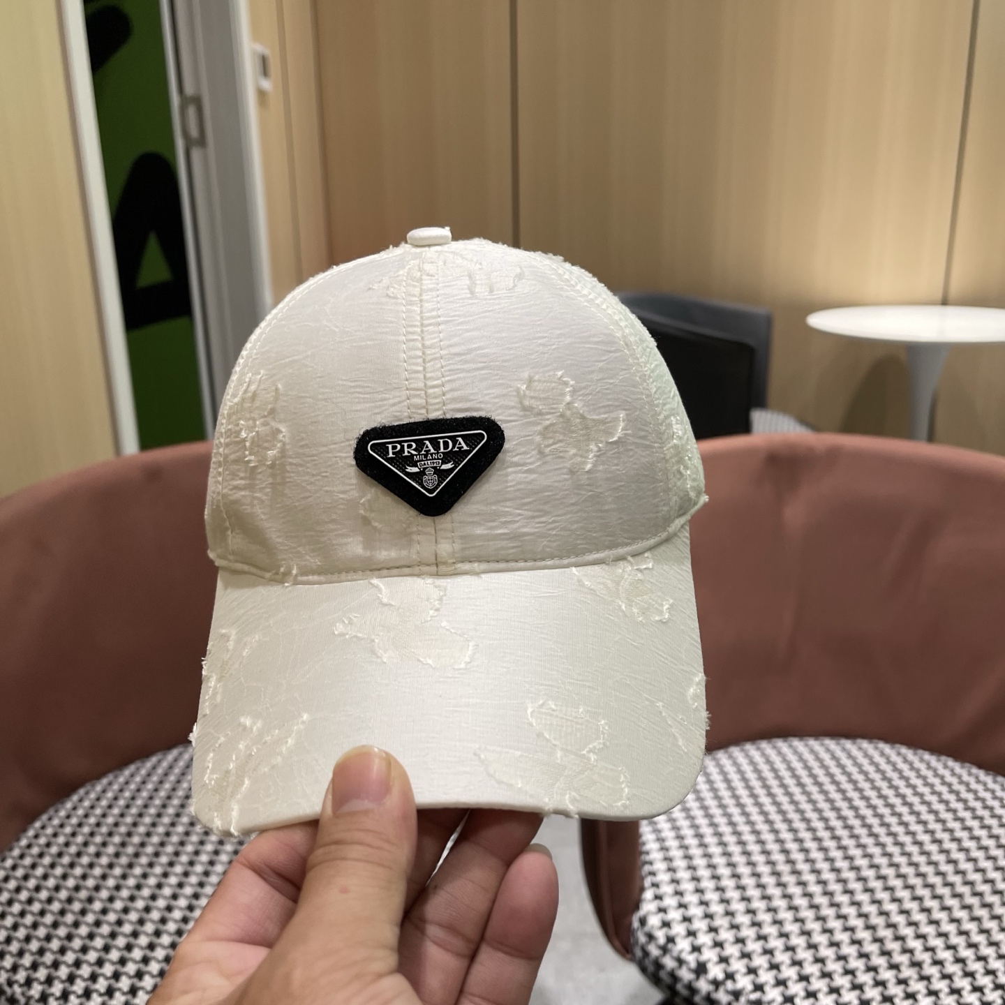 Prada普拉达 防晒遮阳帽国风新潮棒球帽显脸小气质缎面鸭舌帽