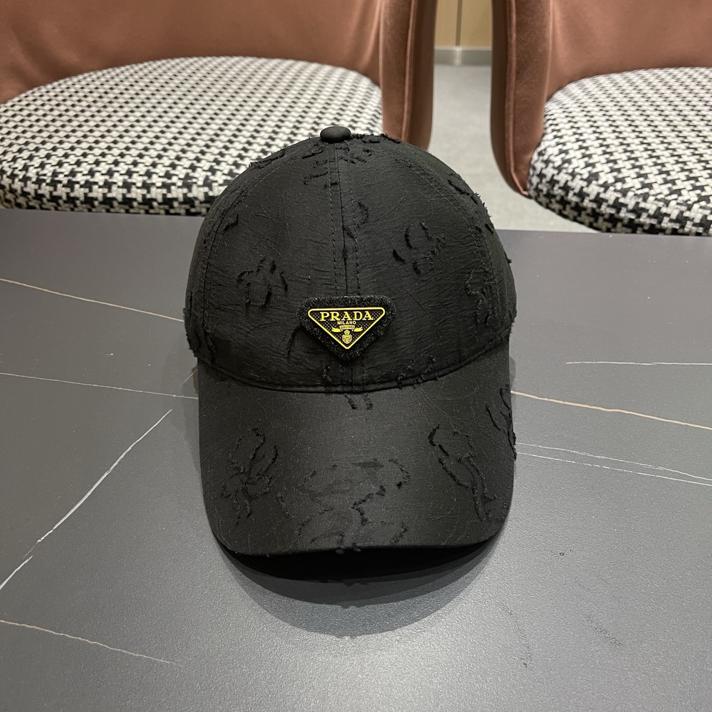 Prada普拉达 防晒遮阳帽国风新潮棒球帽显脸小气质缎面鸭舌帽