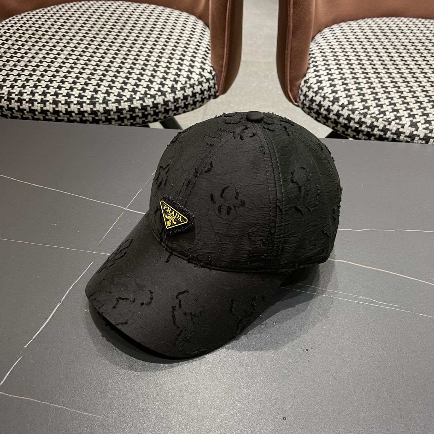 Prada普拉达 防晒遮阳帽国风新潮棒球帽显脸小气质缎面鸭舌帽