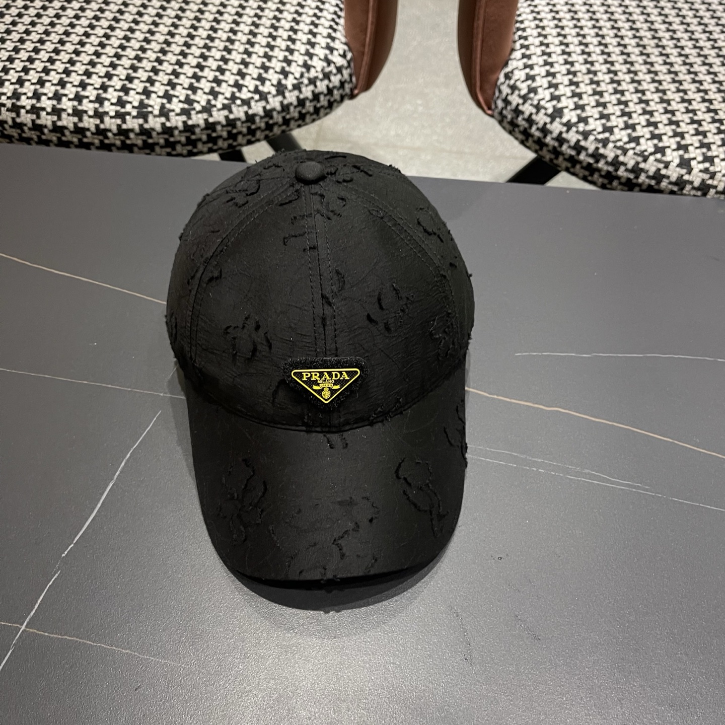 Prada普拉达 防晒遮阳帽国风新潮棒球帽显脸小气质缎面鸭舌帽