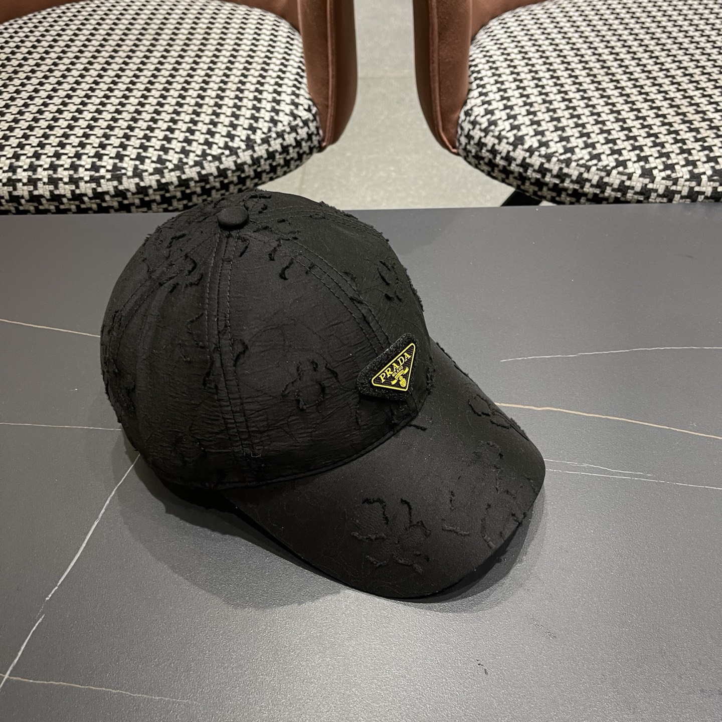 Prada普拉达 防晒遮阳帽国风新潮棒球帽显脸小气质缎面鸭舌帽