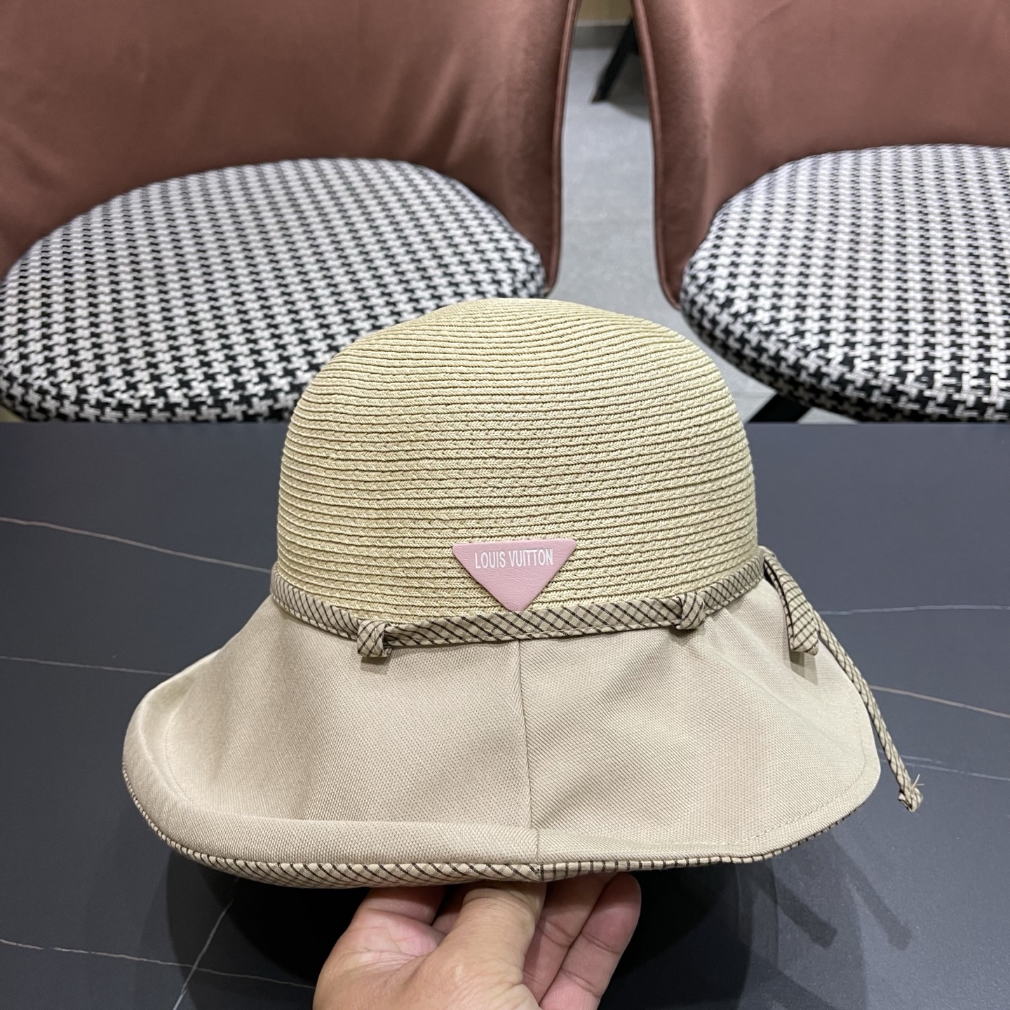 LV路易威登 布草拼接宽檐防晒渔夫帽女夏季文艺 休闲遮阳帽户外出游百搭沙滩帽