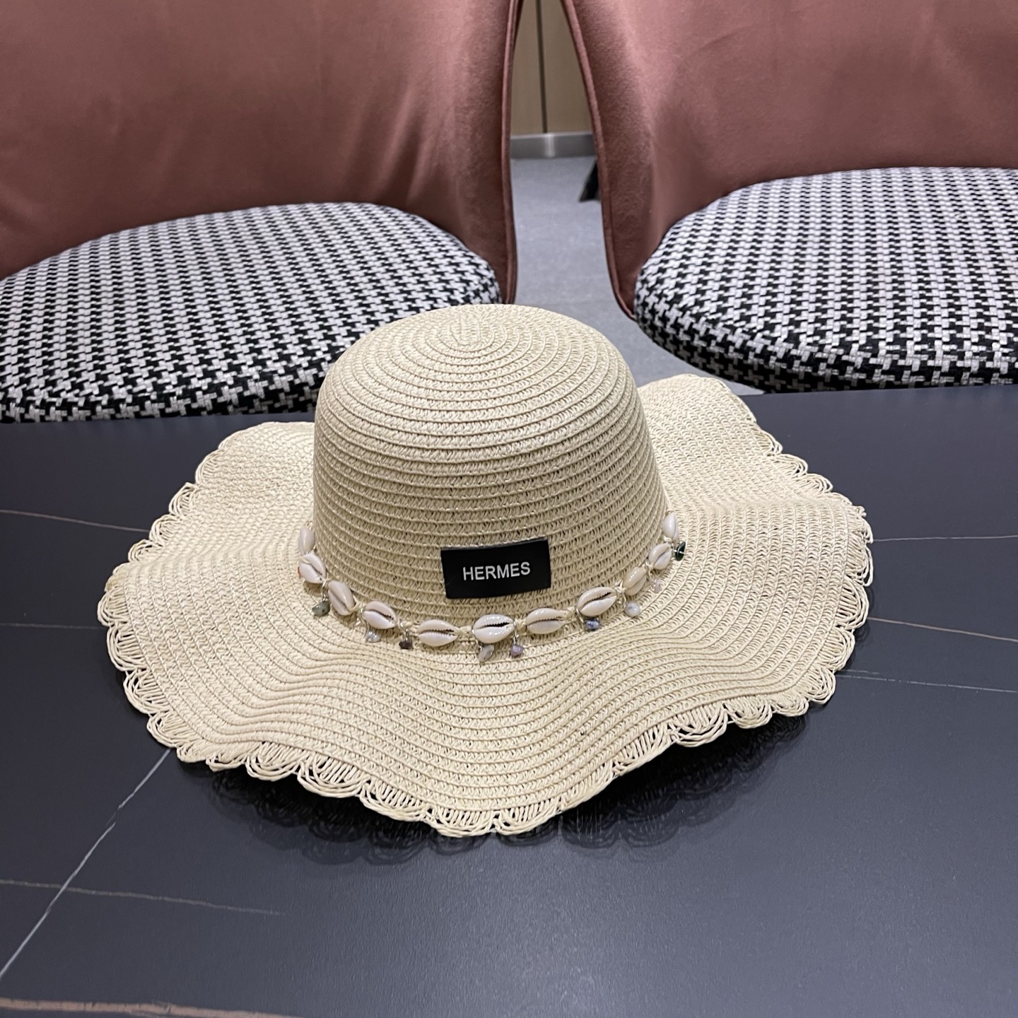 HERMES爱马仕 春夏季节新款草帽韩版小清新贝壳夏天沙滩凉帽波浪边甜美遮阳