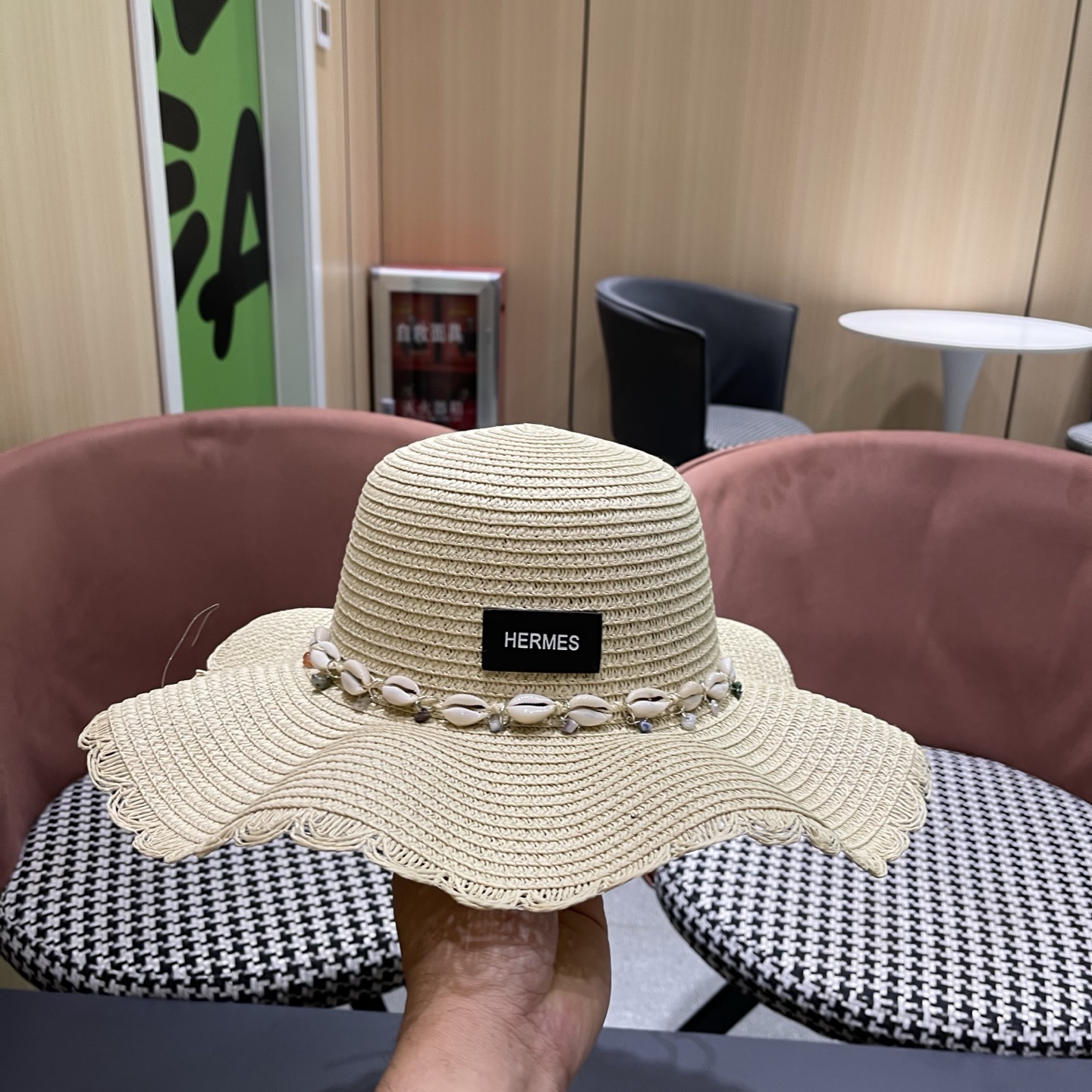 HERMES爱马仕 春夏季节新款草帽韩版小清新贝壳夏天沙滩凉帽波浪边甜美遮阳