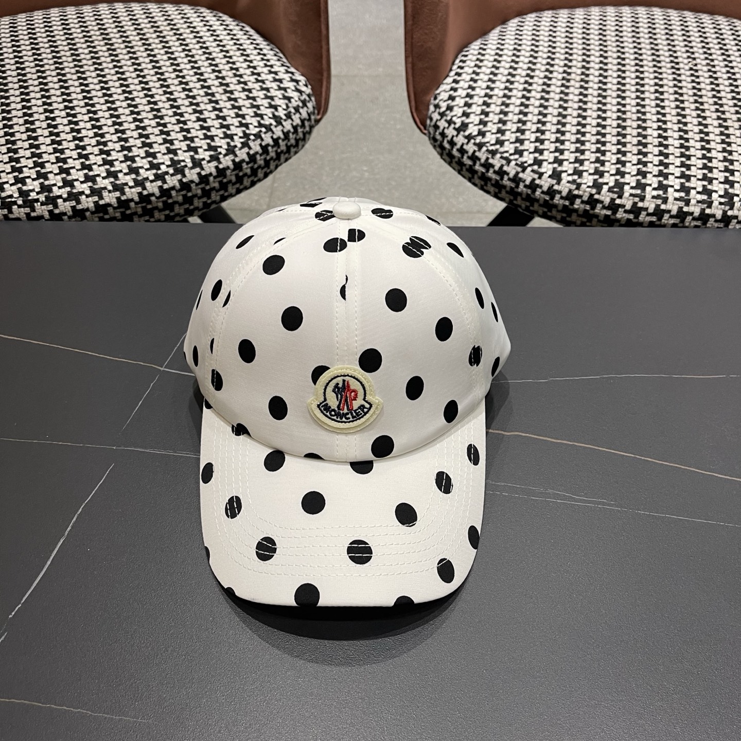 MONCLER（蒙口）春夏秋新款黑白波点棒球帽高品质宽檐可调节鸭舌帽户外运动遮阳帽
