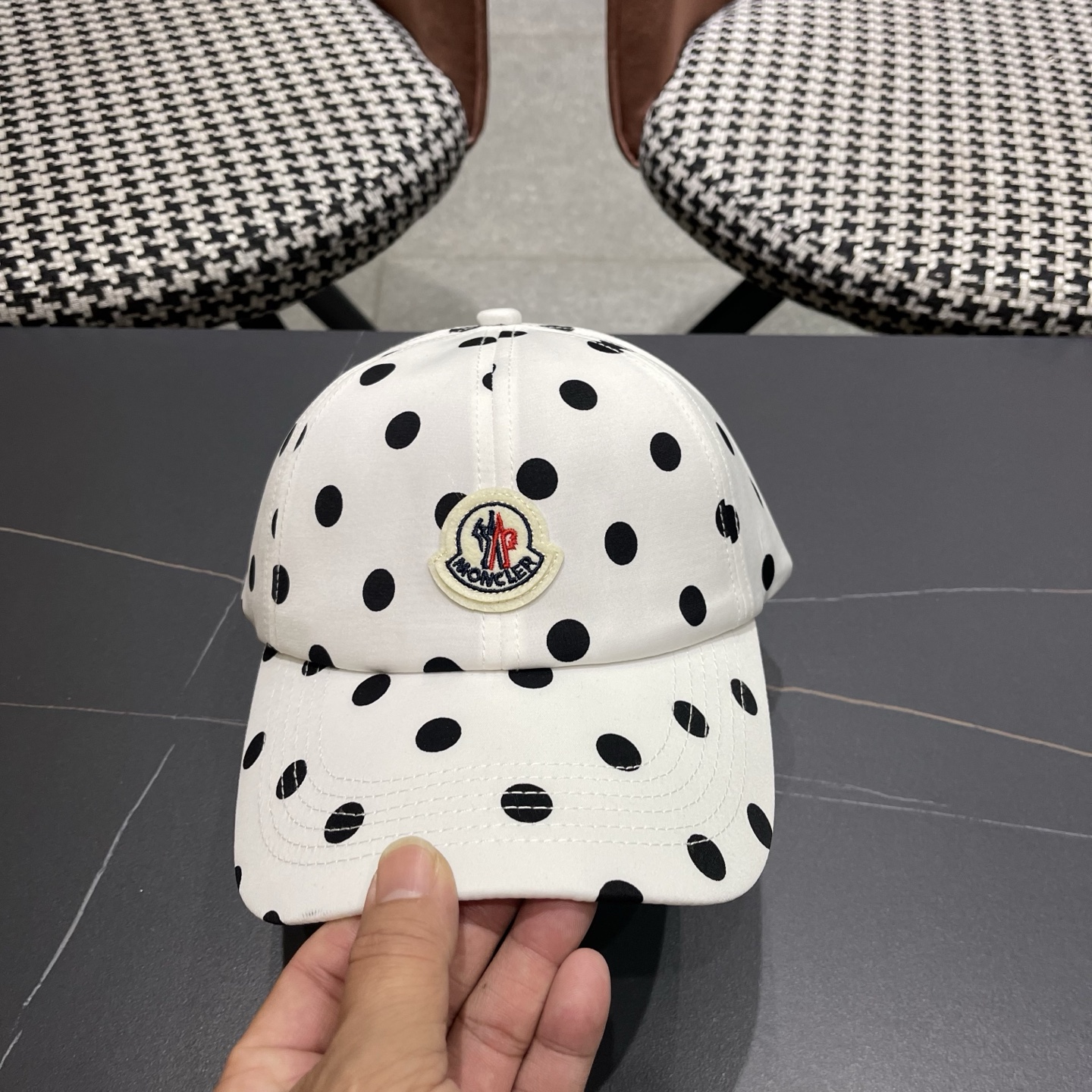 MONCLER（蒙口）春夏秋新款黑白波点棒球帽高品质宽檐可调节鸭舌帽户外运动遮阳帽