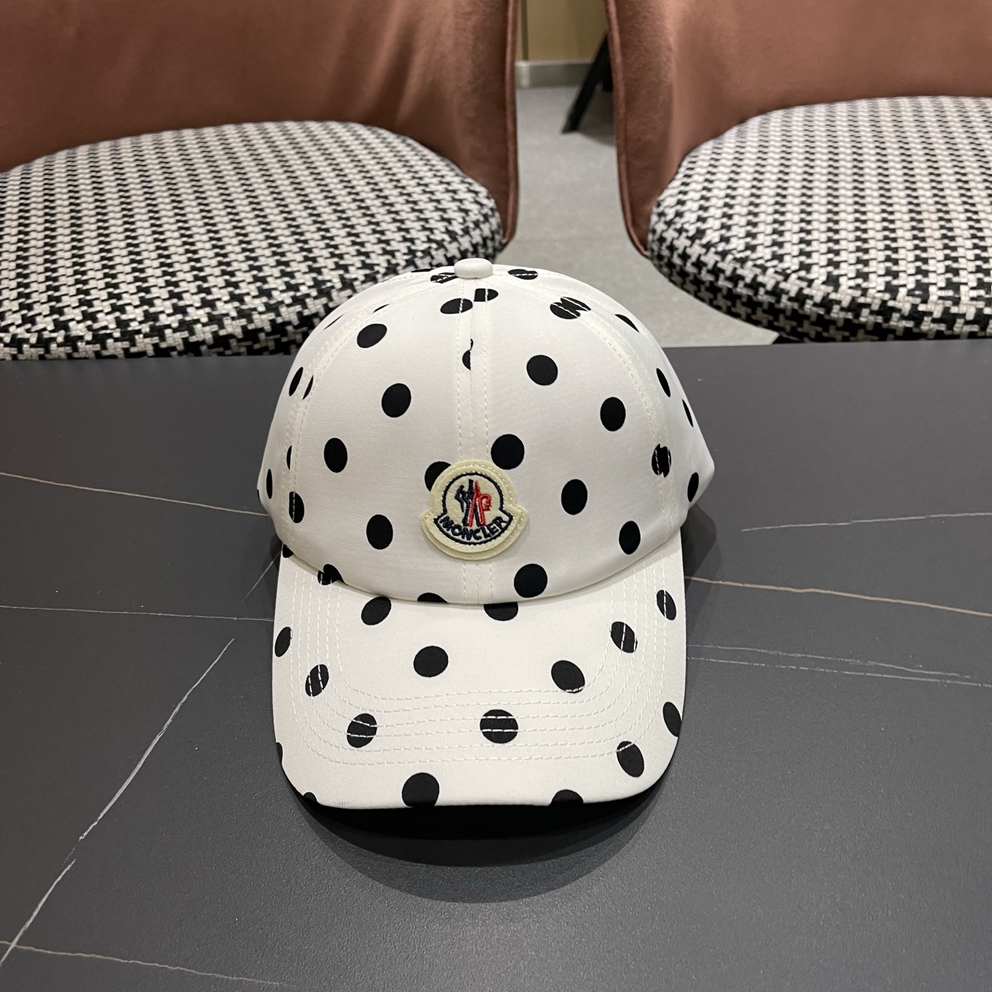 MONCLER（蒙口）春夏秋新款黑白波点棒球帽高品质宽檐可调节鸭舌帽户外运动遮阳帽