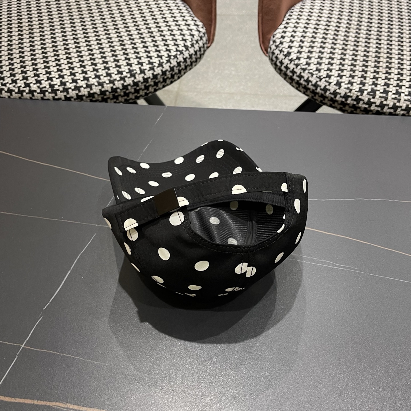 MONCLER（蒙口）春夏秋新款黑白波点棒球帽高品质宽檐可调节鸭舌帽户外运动遮阳帽