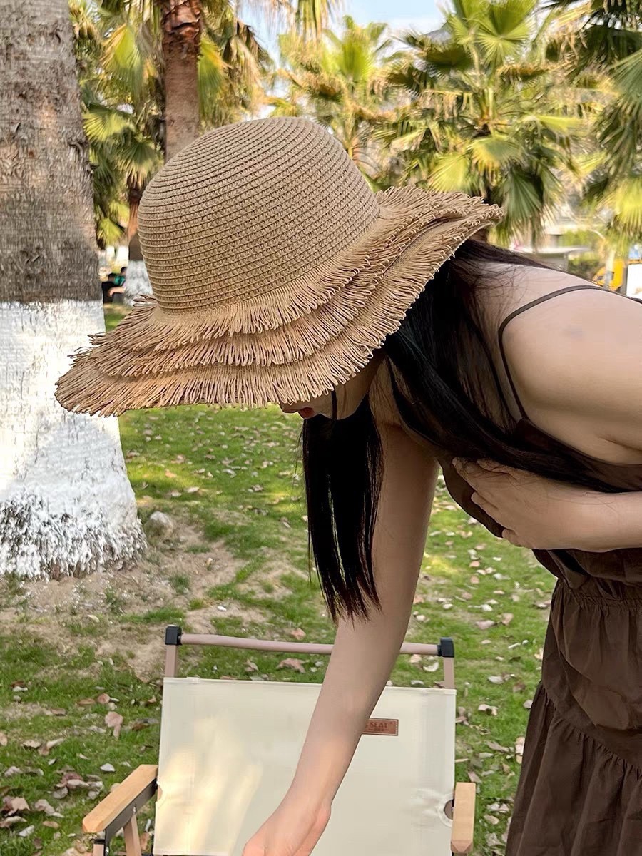 Chanel香奈儿 流苏标大檐草帽 杂志款❤️ 拍照巨好看滴
