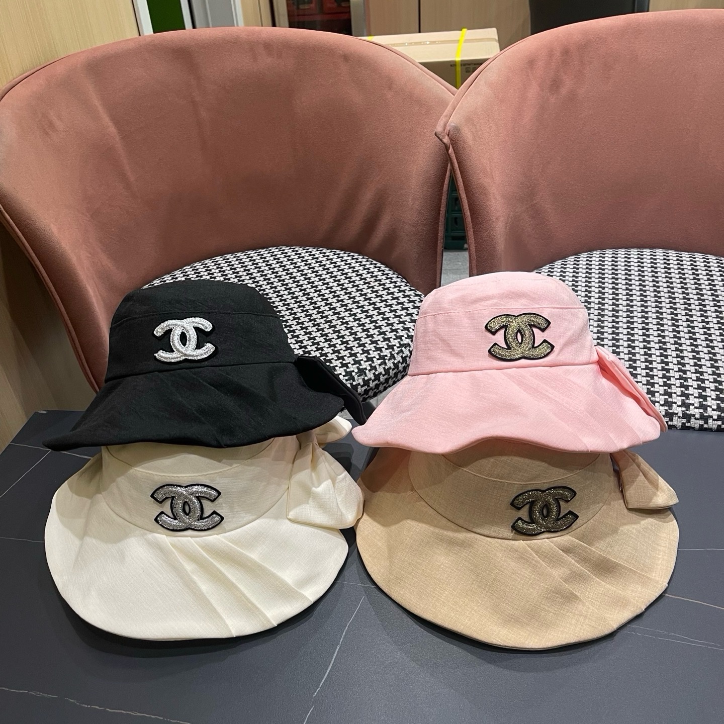 CHANEL香奈儿 百搭渔夫帽潮春夏季后开叉蝴蝶结时尚休闲防晒遮阳帽韩版帽子女