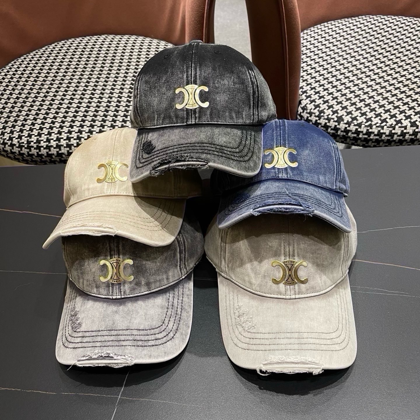 【CELINE赛琳】新款经典休闲潮流款 棒球帽🧢日韩风格，随便搭配都超好看！出门旅游，绝对要入手的一款