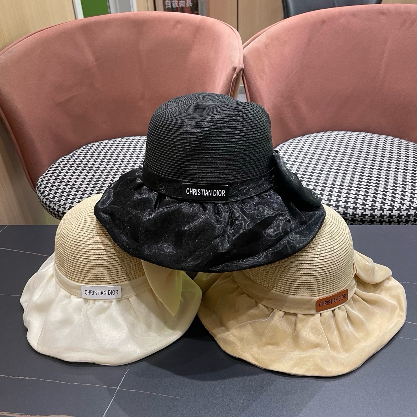 迪奥Dior 新款渔夫帽女春夏季防晒遮阳帽大沿帽蝴蝶结百搭
