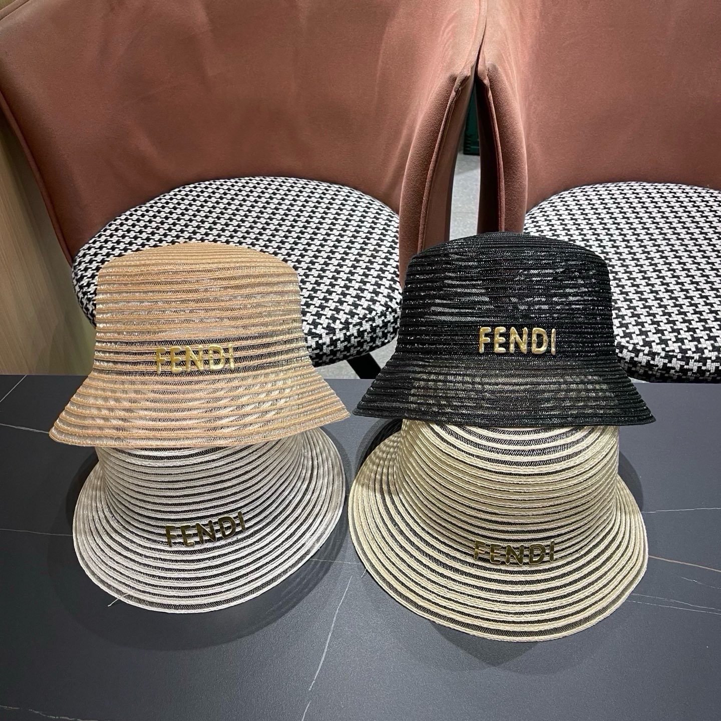 Fendi 芬迪 新款法式复古遮阳帽子女夏季海边度假太阳帽优雅网纱水桶帽