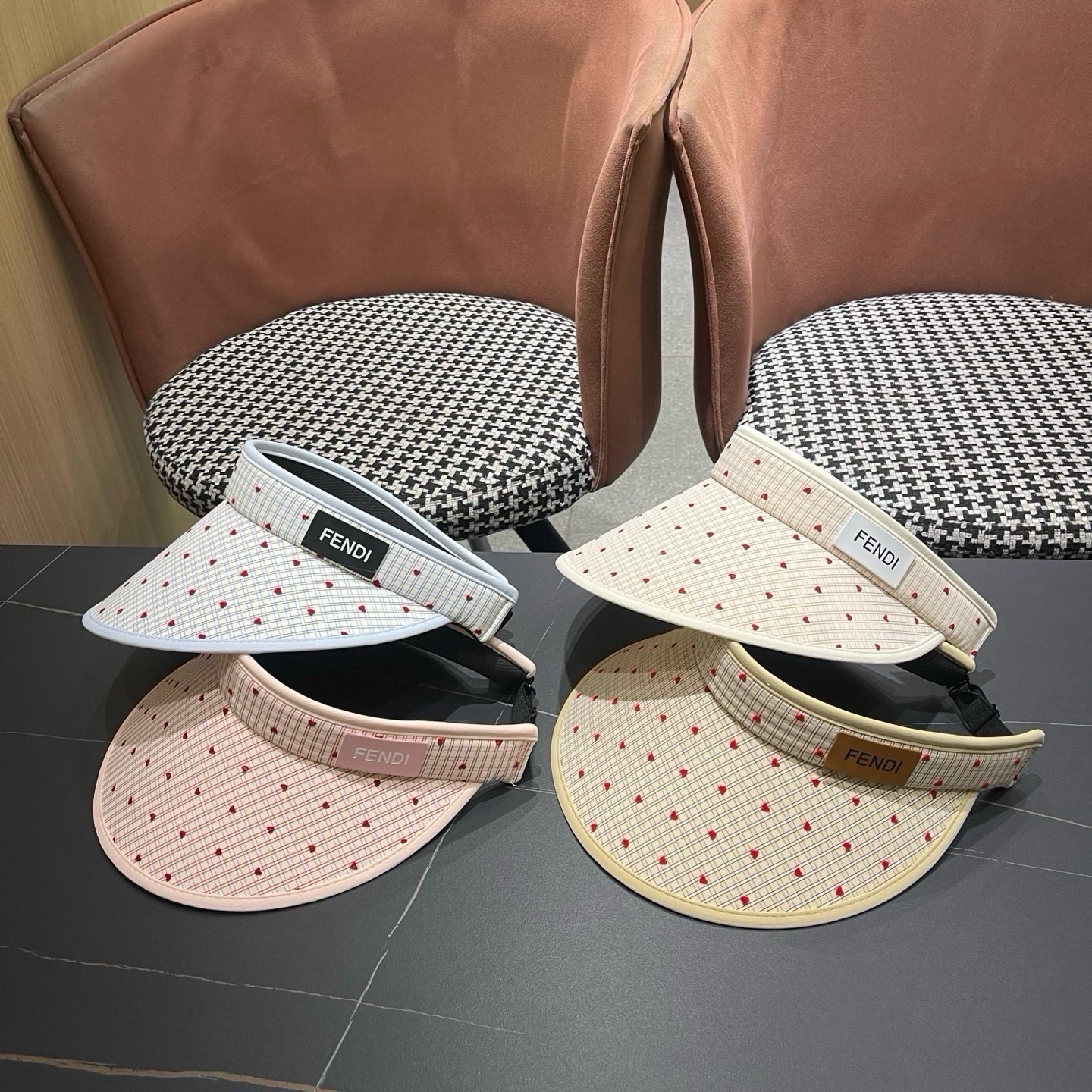 Fendi 芬迪 小清新粉色空顶帽女夏季新款大帽檐户外防紫外线遮阳防晒帽子