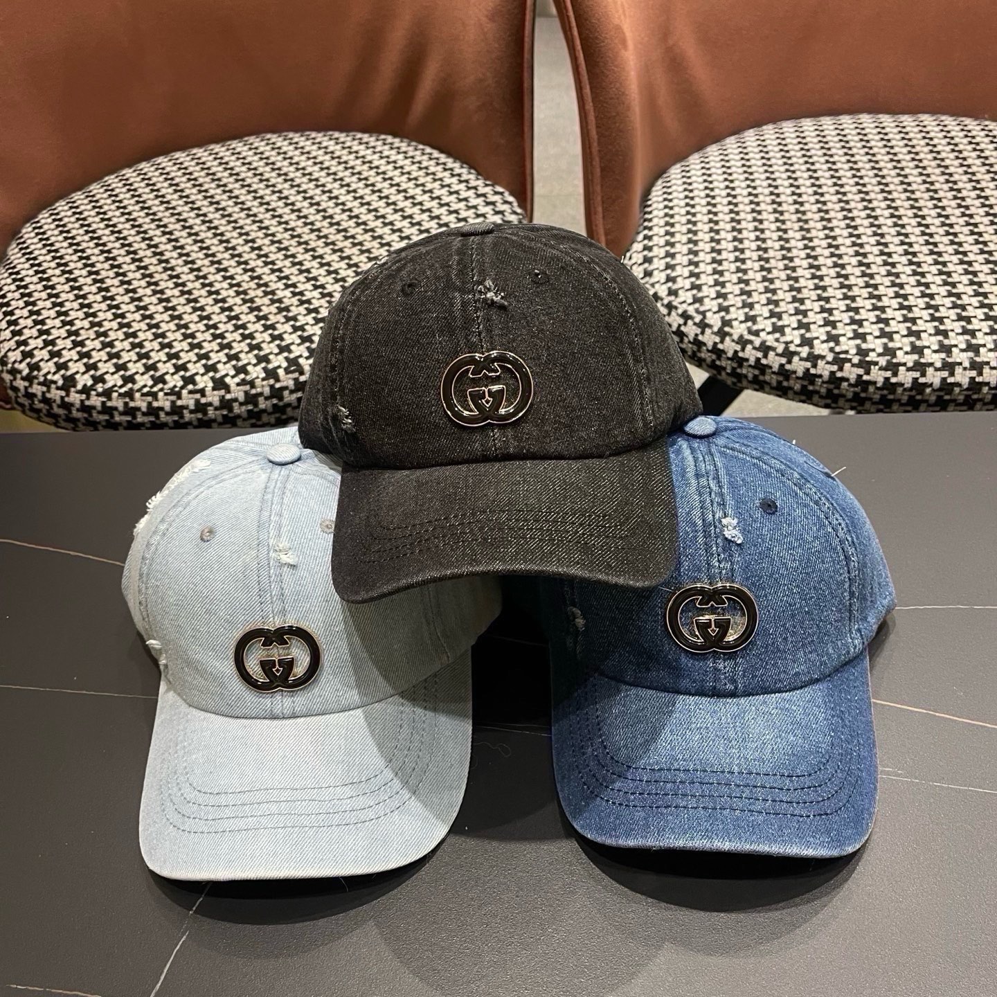 Gucci古奇新款甜辣风复古美式水洗牛仔黑色浅蓝磨破 薄款软顶弯檐棒球帽