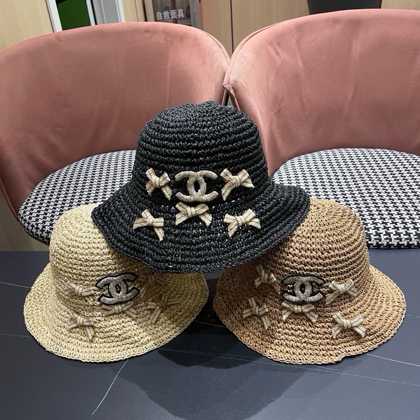 CHANEL香奈儿 夏天手工编织草帽女甜美蝴蝶结出游沙滩防晒帽 显脸小遮阳帽渔夫帽 