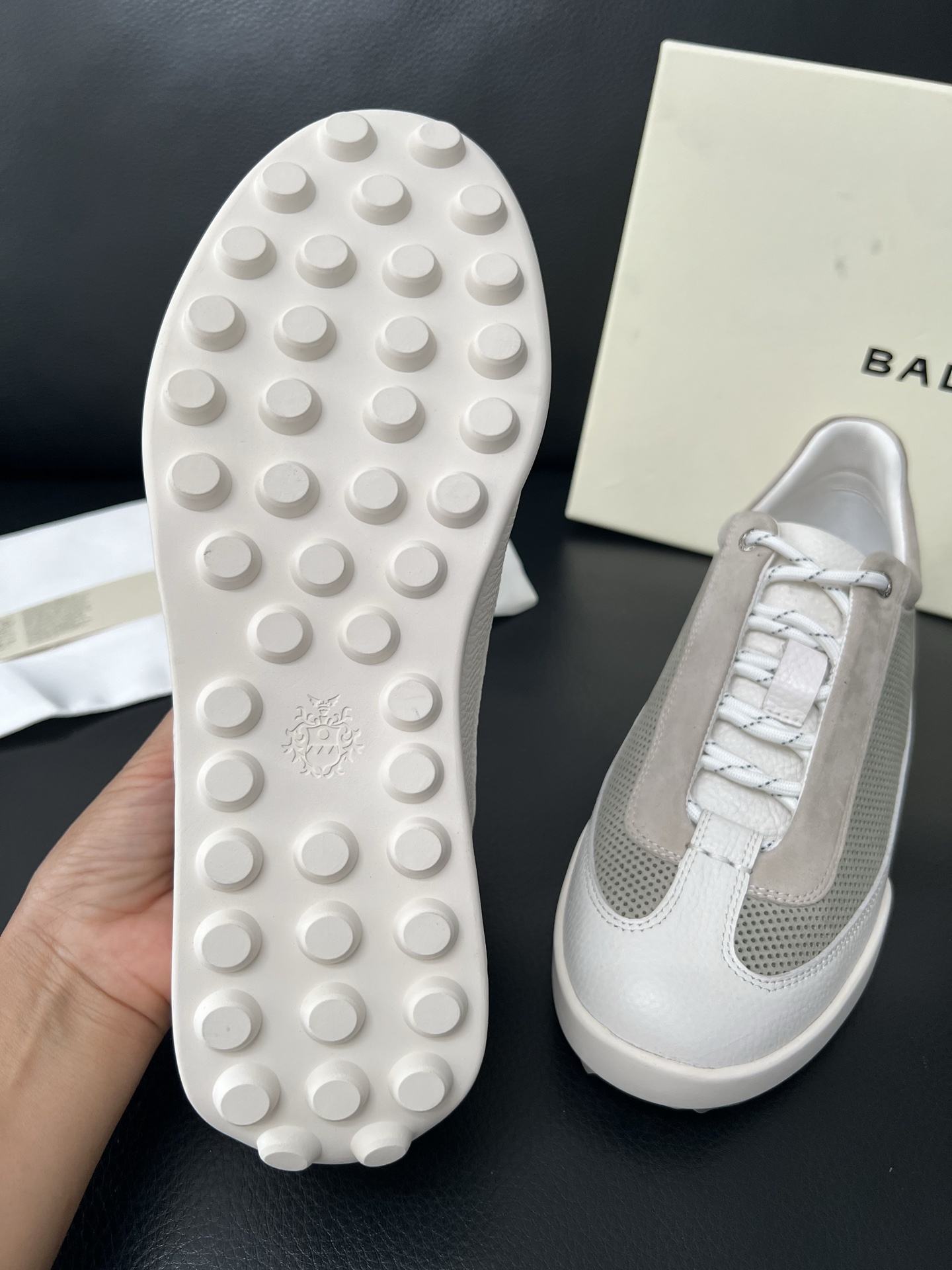  BALLY🔍顶级代购🇮🇹 巴利 经典配色专柜同步，鞋面意大利进口牛皮面料，进口水染牛皮里垫 ，鞋底：原