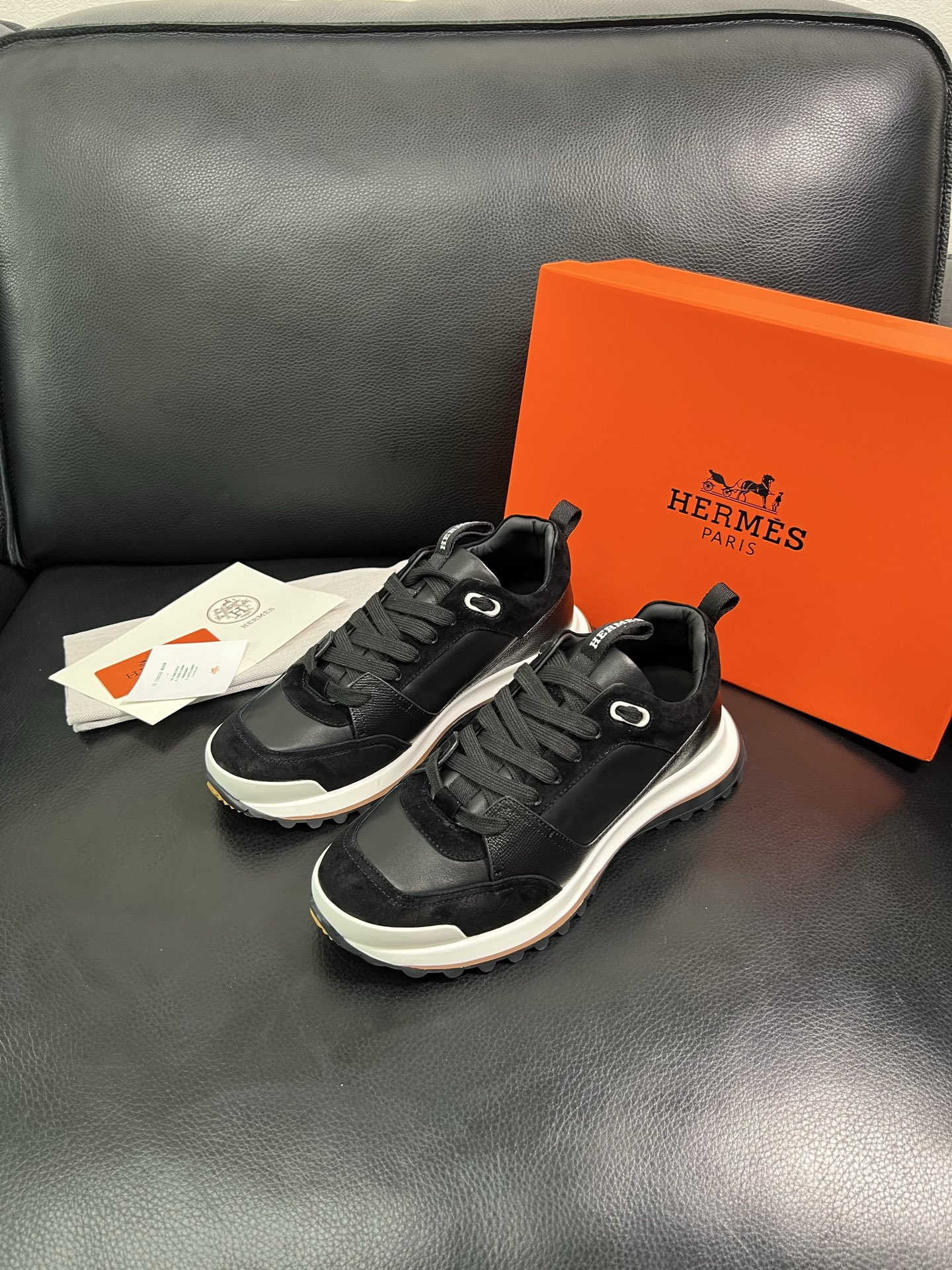  Hermes 🔍顶级代购🇮🇹 爱马仕 专柜同步发售原厂配置，意大利进口原版牛皮面料，高品质拼接工艺，全