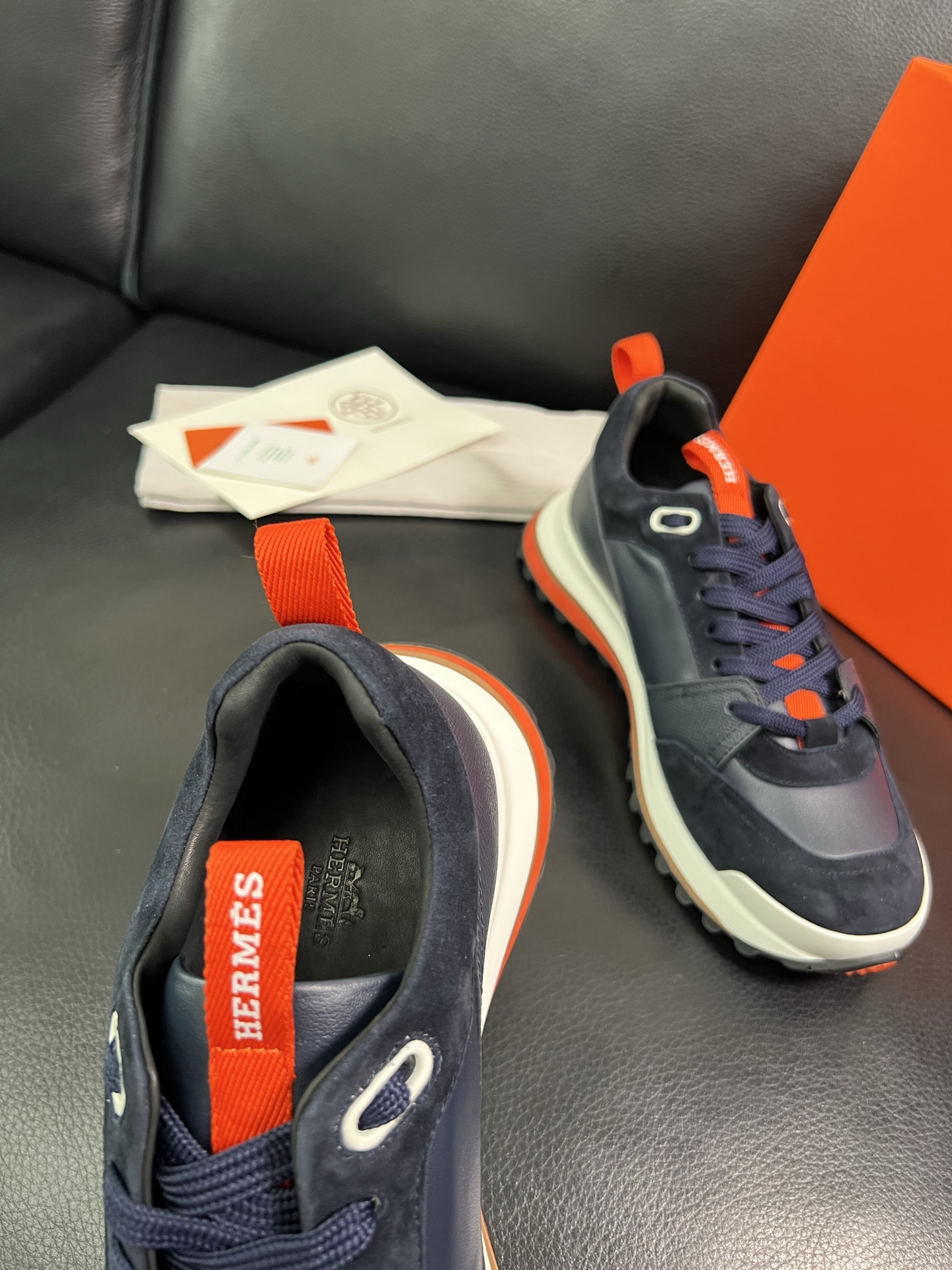  Hermes 🔍顶级代购🇮🇹 爱马仕 专柜同步发售原厂配置，意大利进口原版牛皮面料，高品质拼接工艺，全