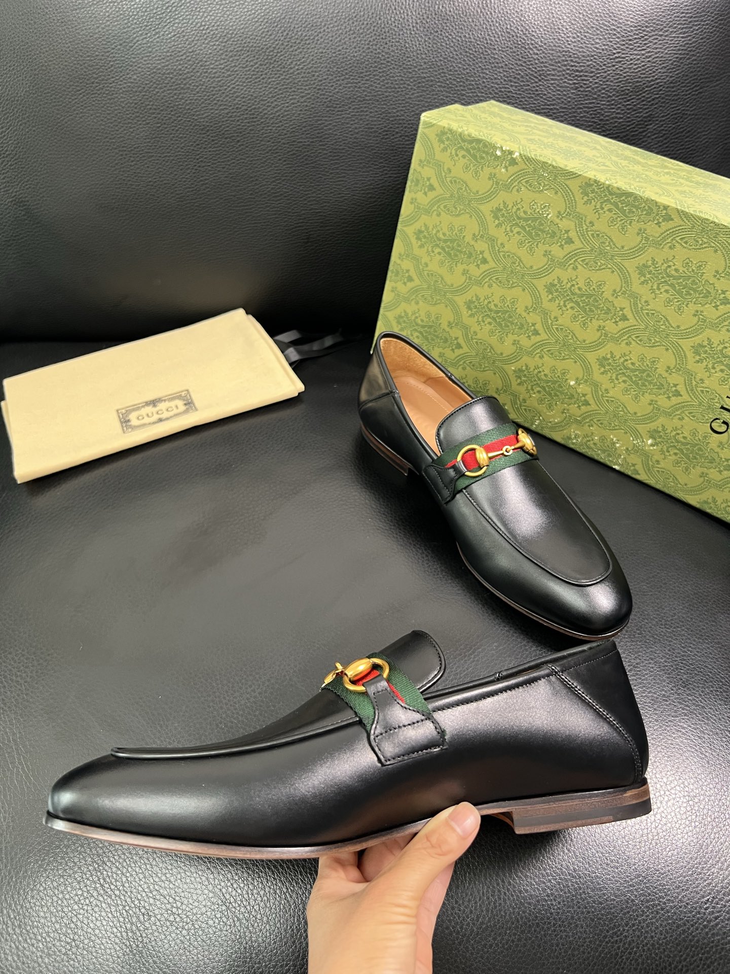  Gucci🔍顶级代购🇮🇹 古奇 真皮底皮鞋系列专柜同步发售原厂配置，意大利进口原版牛皮，进口水染牛里 
