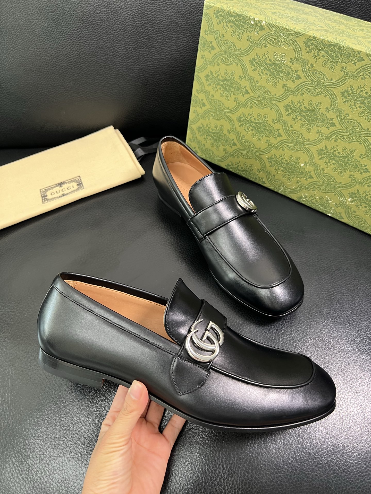  Gucci🔍顶级代购🇮🇹 古奇 真皮底皮鞋系列专柜同步发售原厂配置，意大利进口原版牛皮，进口水染牛里 