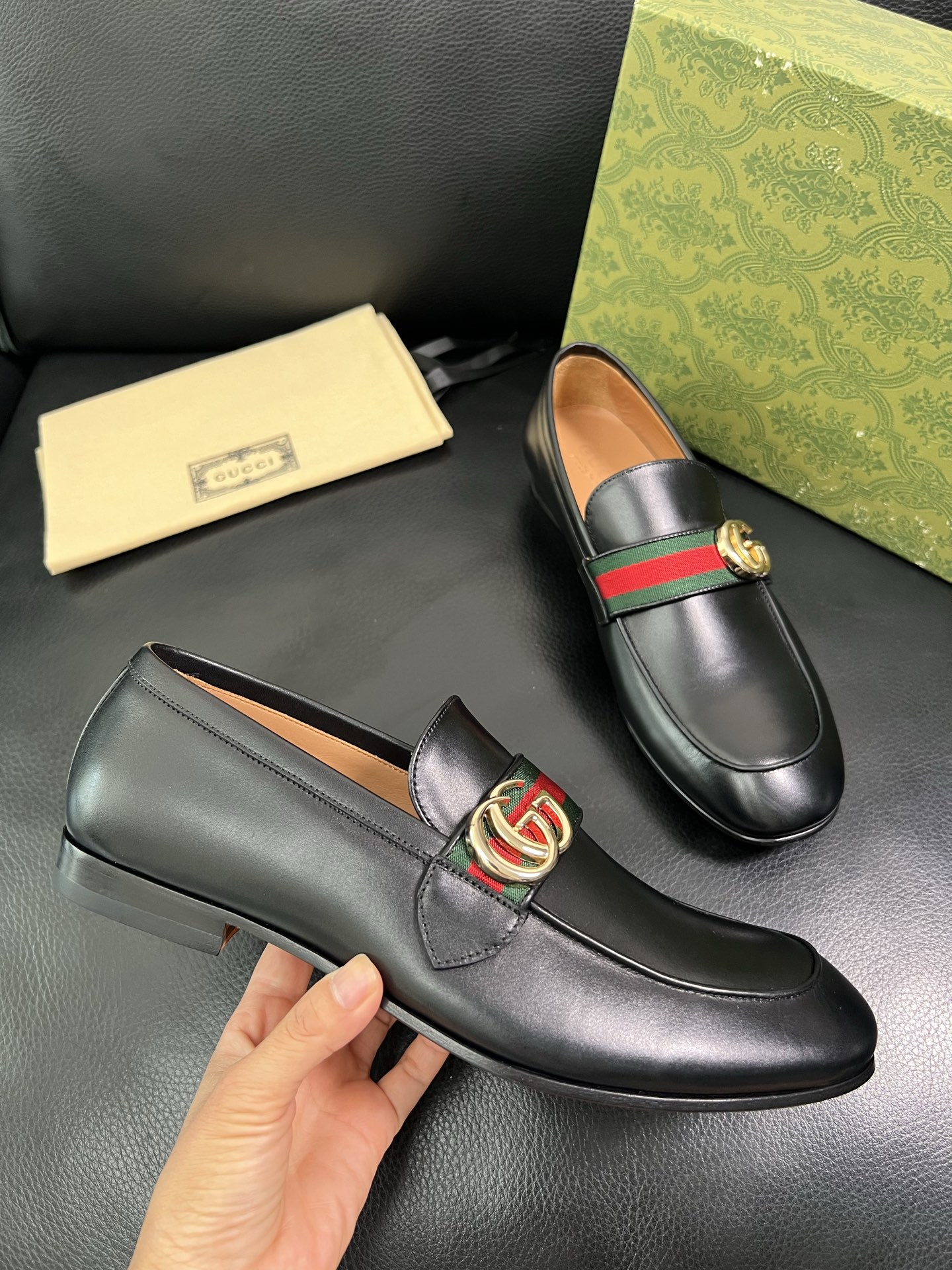  Gucci🔍顶级代购🇮🇹 古奇 真皮底皮鞋系列专柜同步发售原厂配置，意大利进口原版牛皮，进口水染牛里 