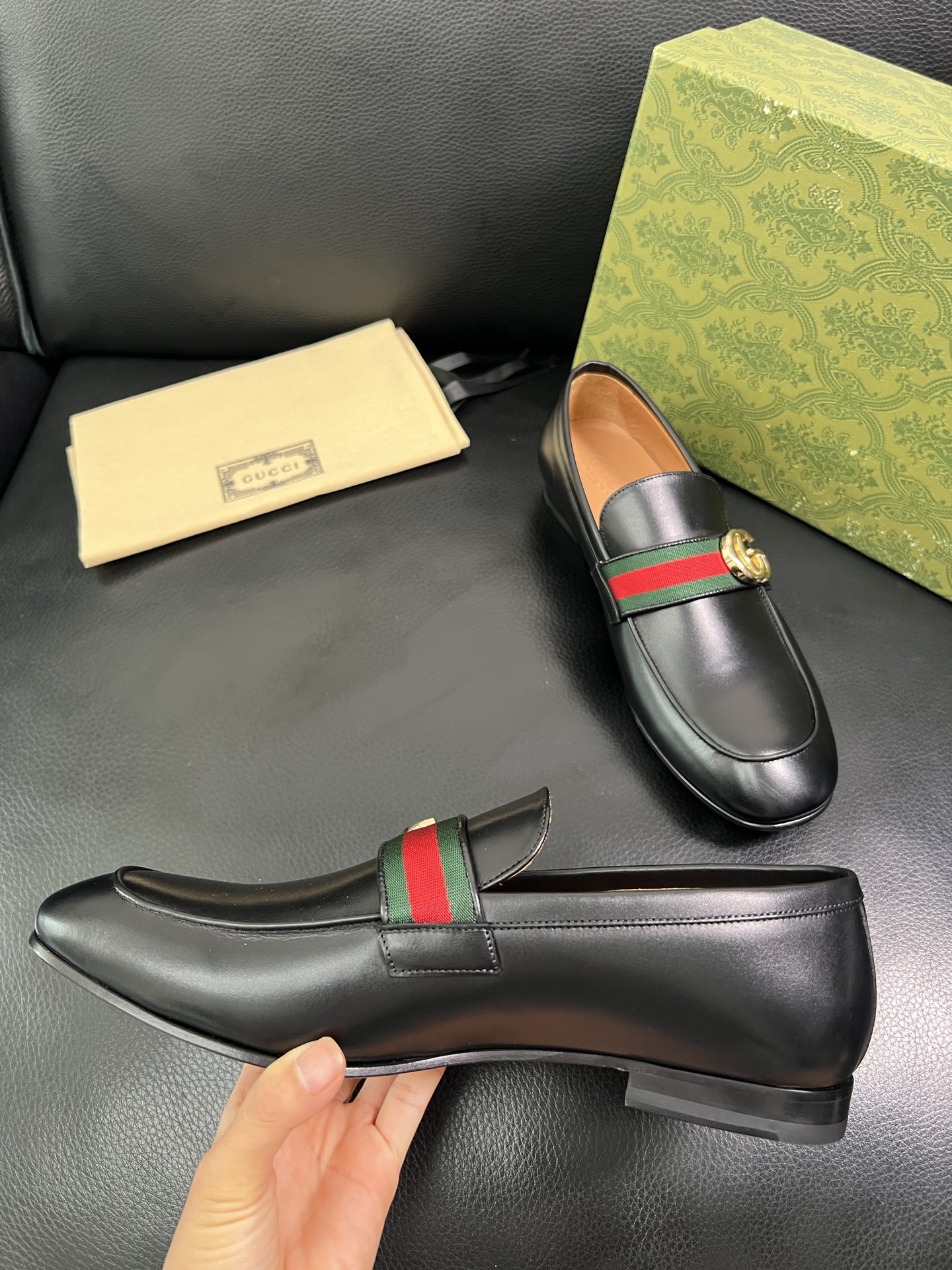  Gucci🔍顶级代购🇮🇹 古奇 真皮底皮鞋系列专柜同步发售原厂配置，意大利进口原版牛皮，进口水染牛里 