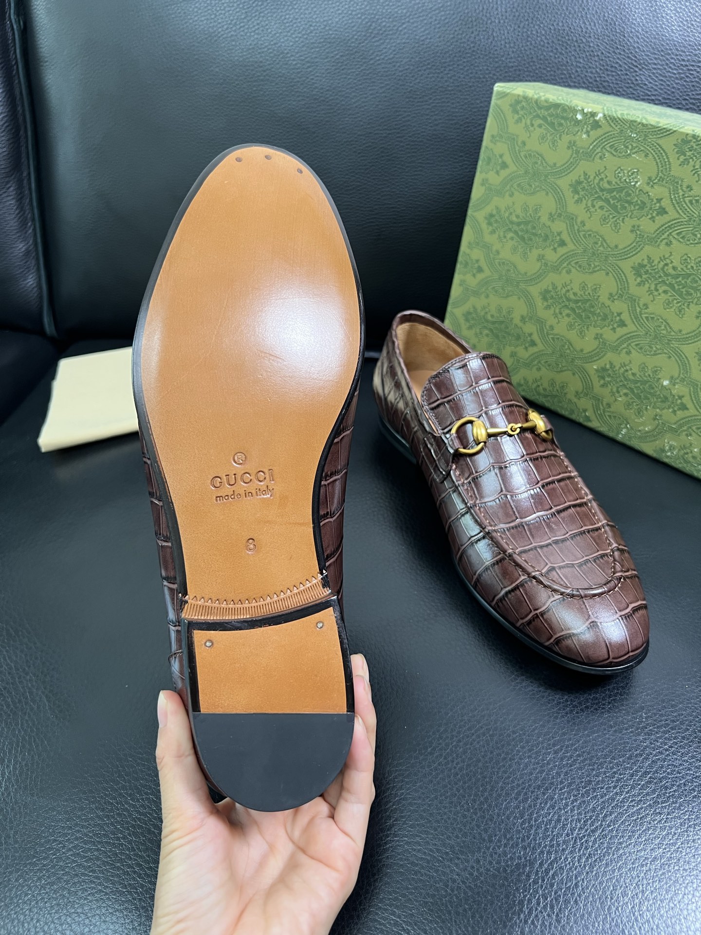  Gucci🔍顶级代购🇮🇹 古奇 真皮底皮鞋系列专柜同步发售原厂配置，意大利进口原版牛皮，进口水染牛里 